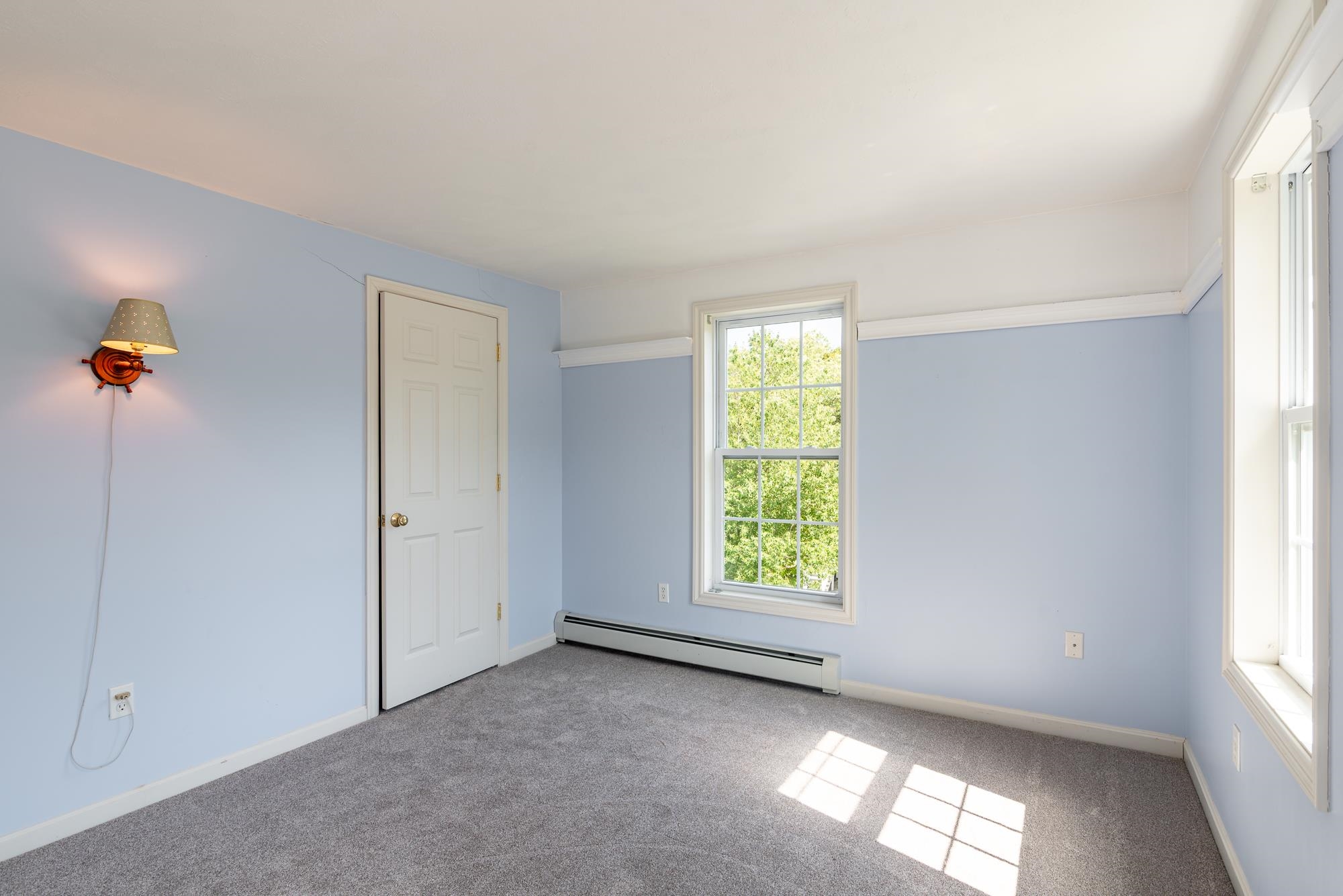 6 Nantucket Ct, Dover, NH 03820