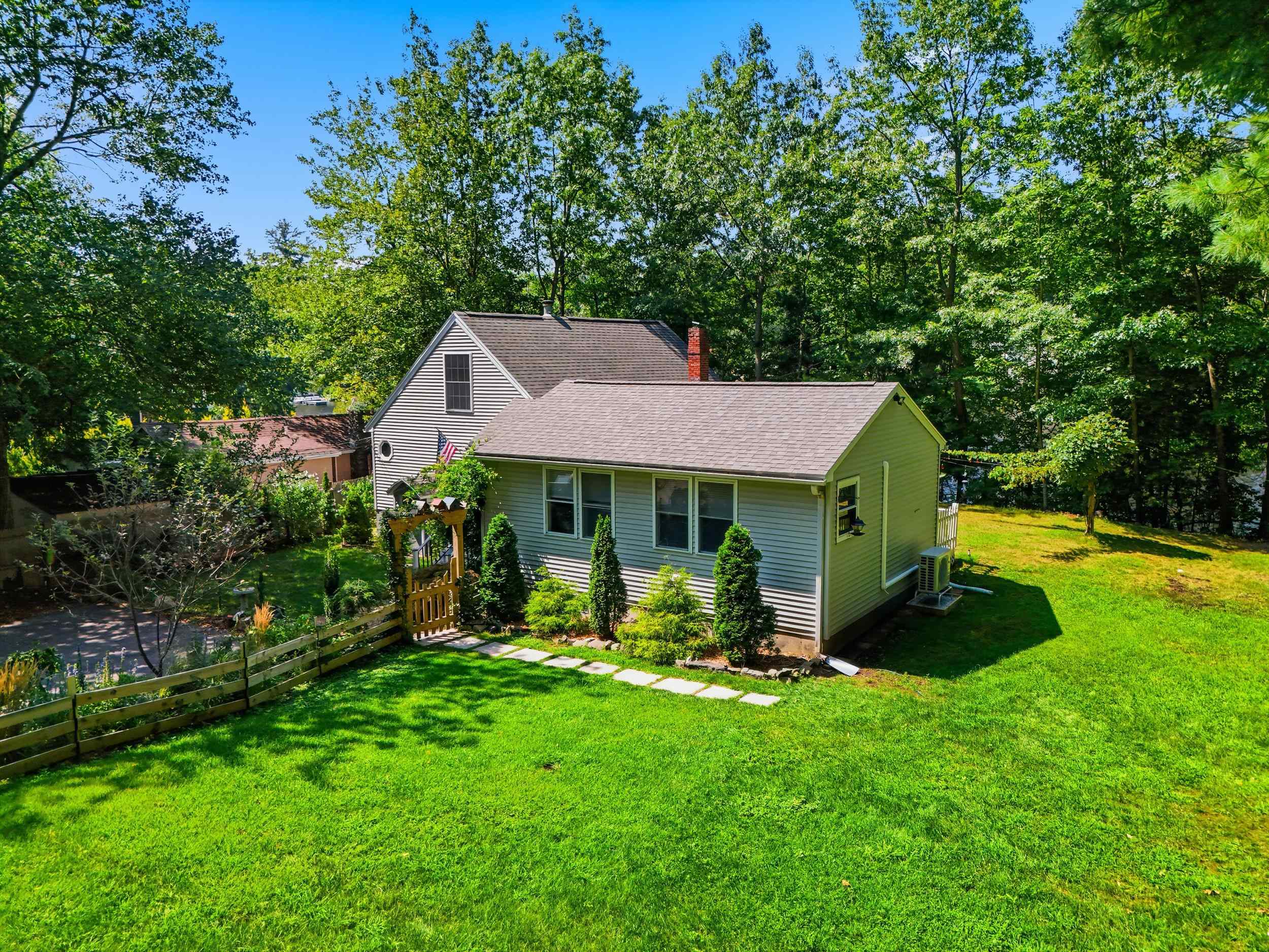 49 Millville Cir, Salem, NH 03079