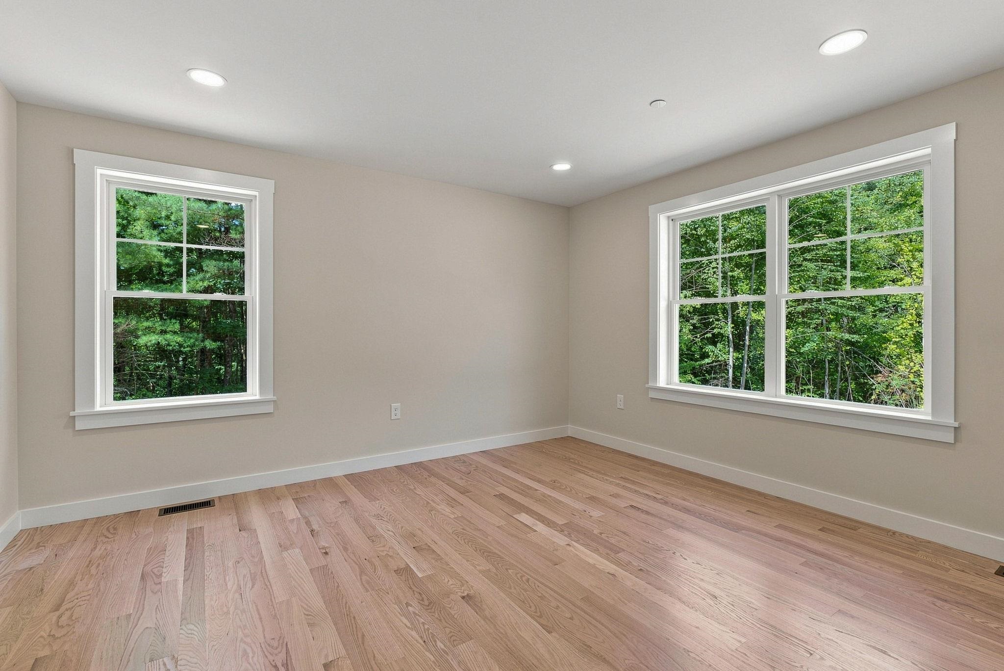 1st Floor Primary Bedroom