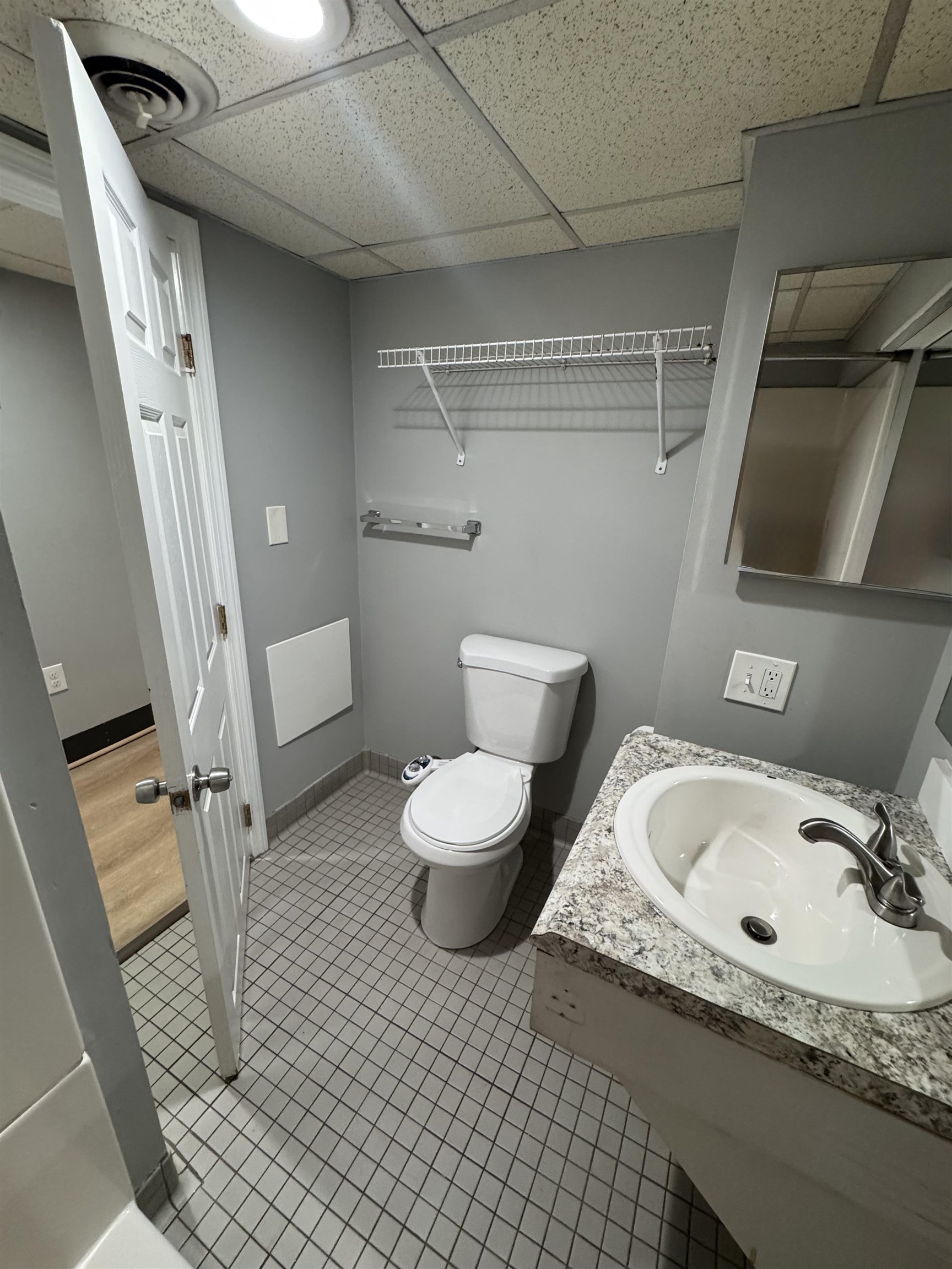 1-3 Central Sq #B-2, Keene, NH 03431