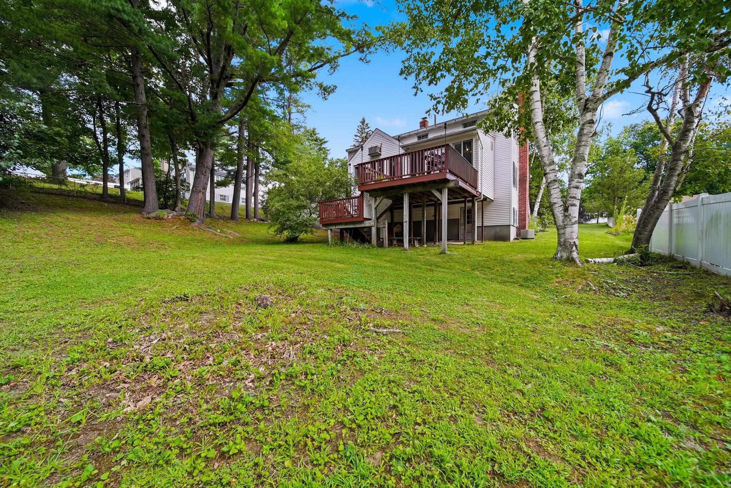 118 Lancelot Ave, Manchester, NH 03104