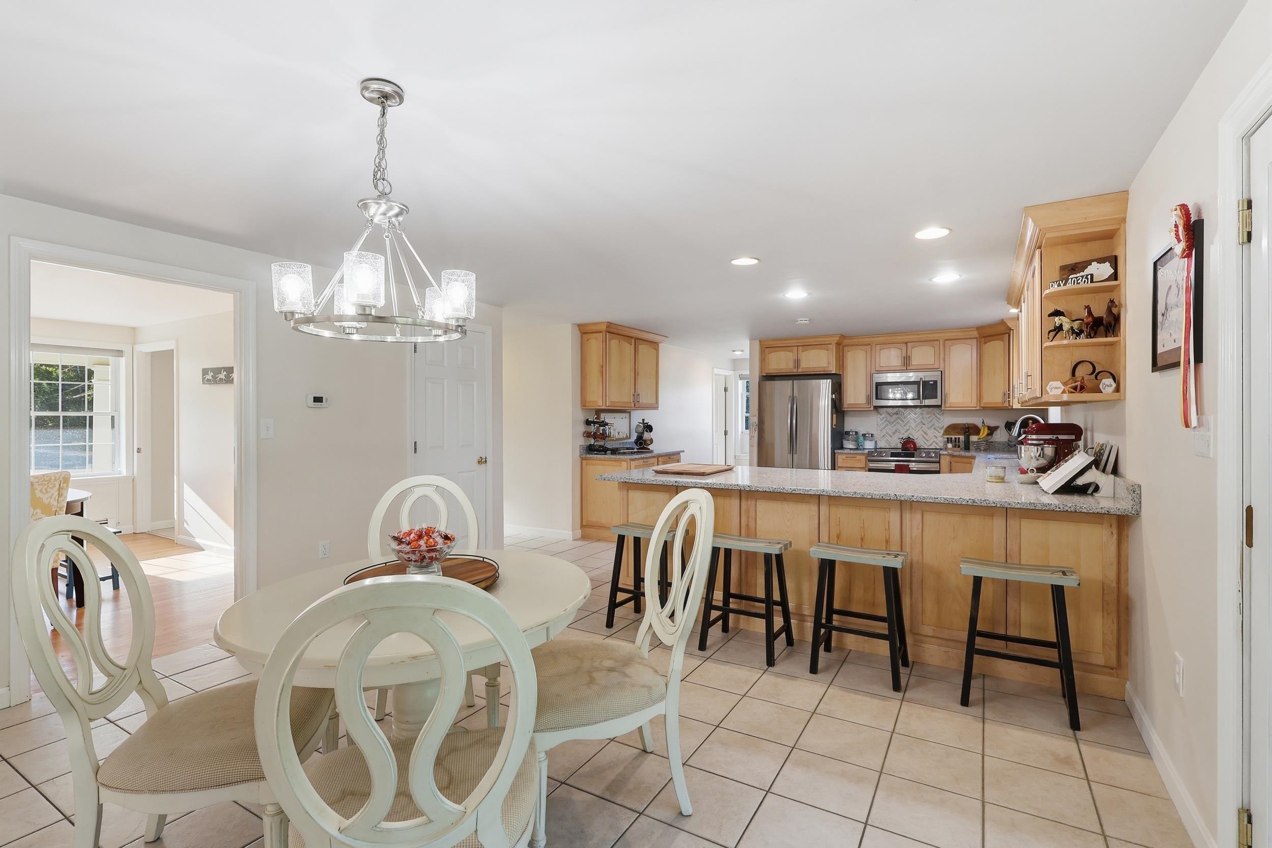 8 Lavoie Way, Somersworth, NH 03878