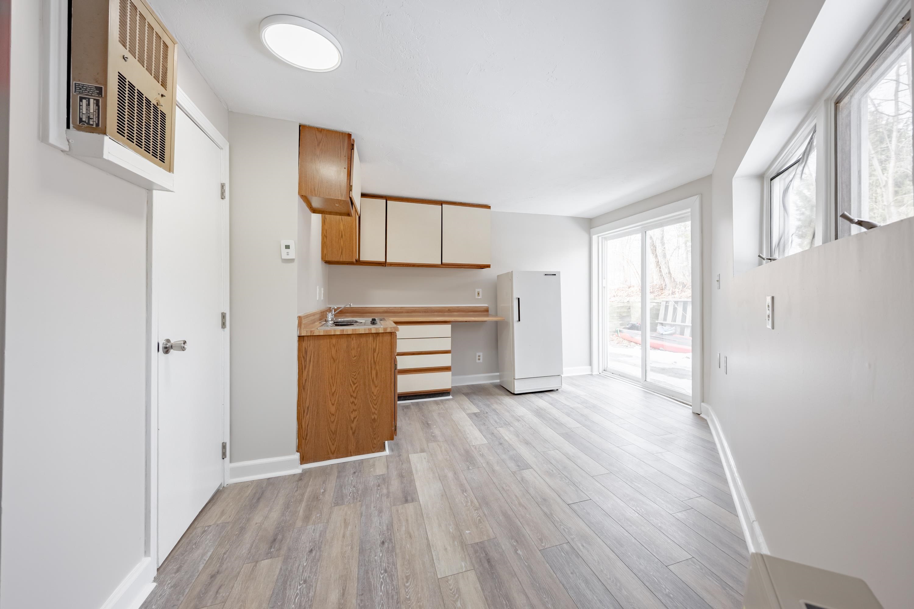 7 Crescent St, Pittsfield, NH 03263