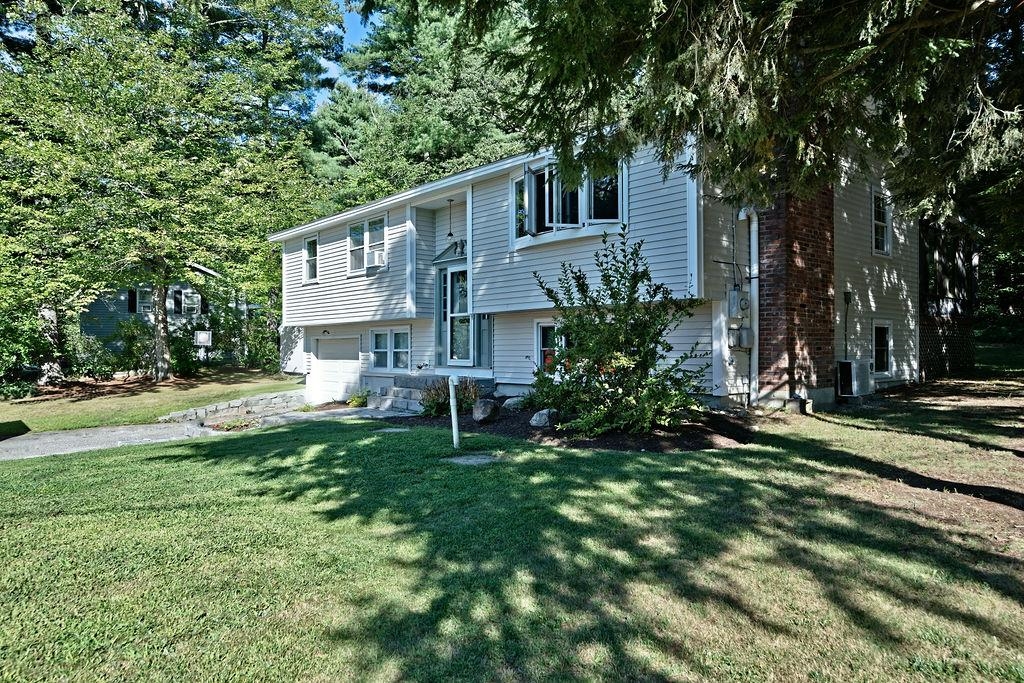 2nd image of 4 Brewster St, Merrimack, NH 03054 | MLS# 5106843