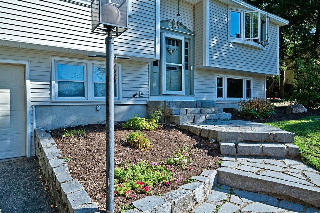 4th image of 4 Brewster St, Merrimack, NH 03054 | MLS# 5106843