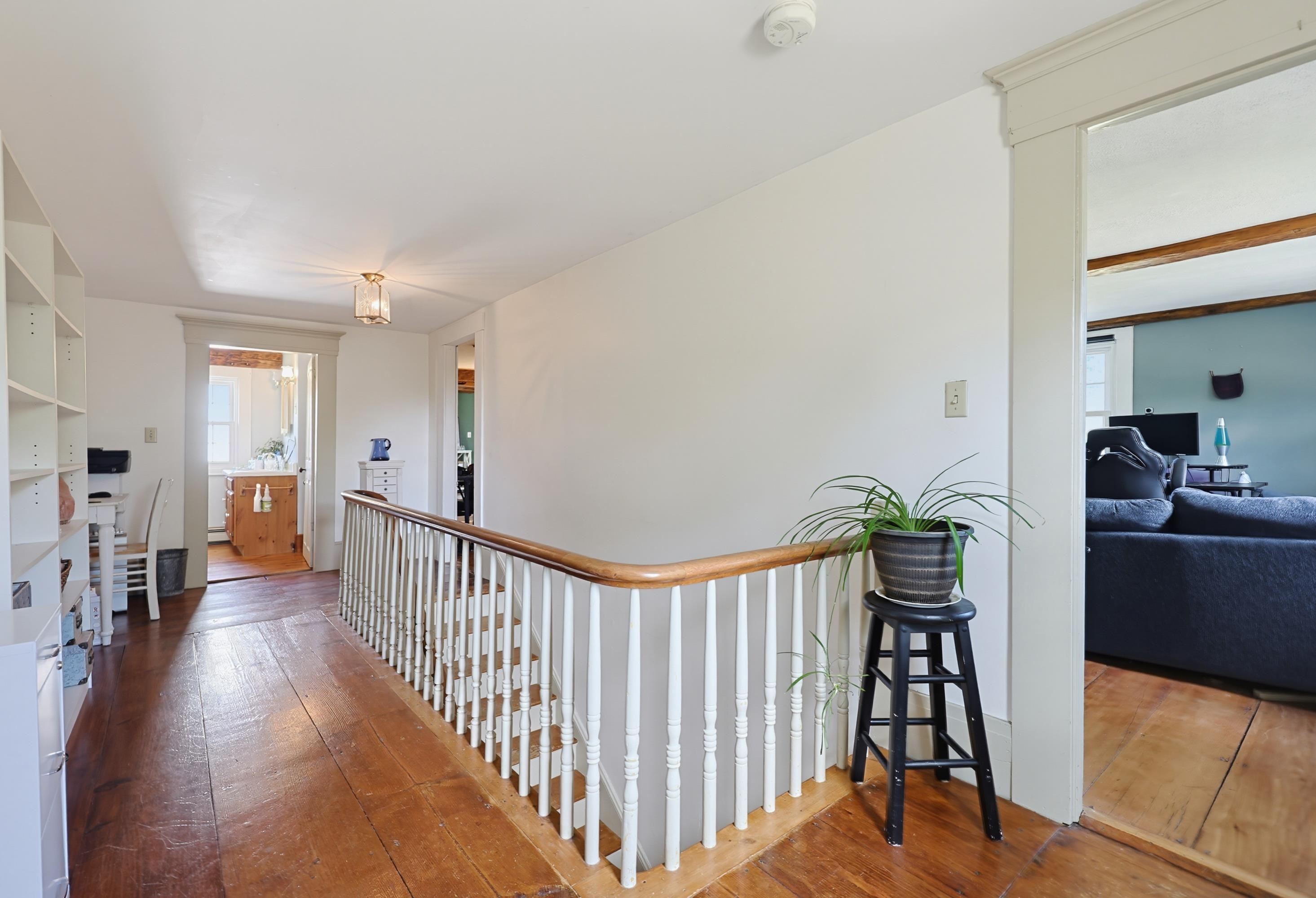 upper level landing