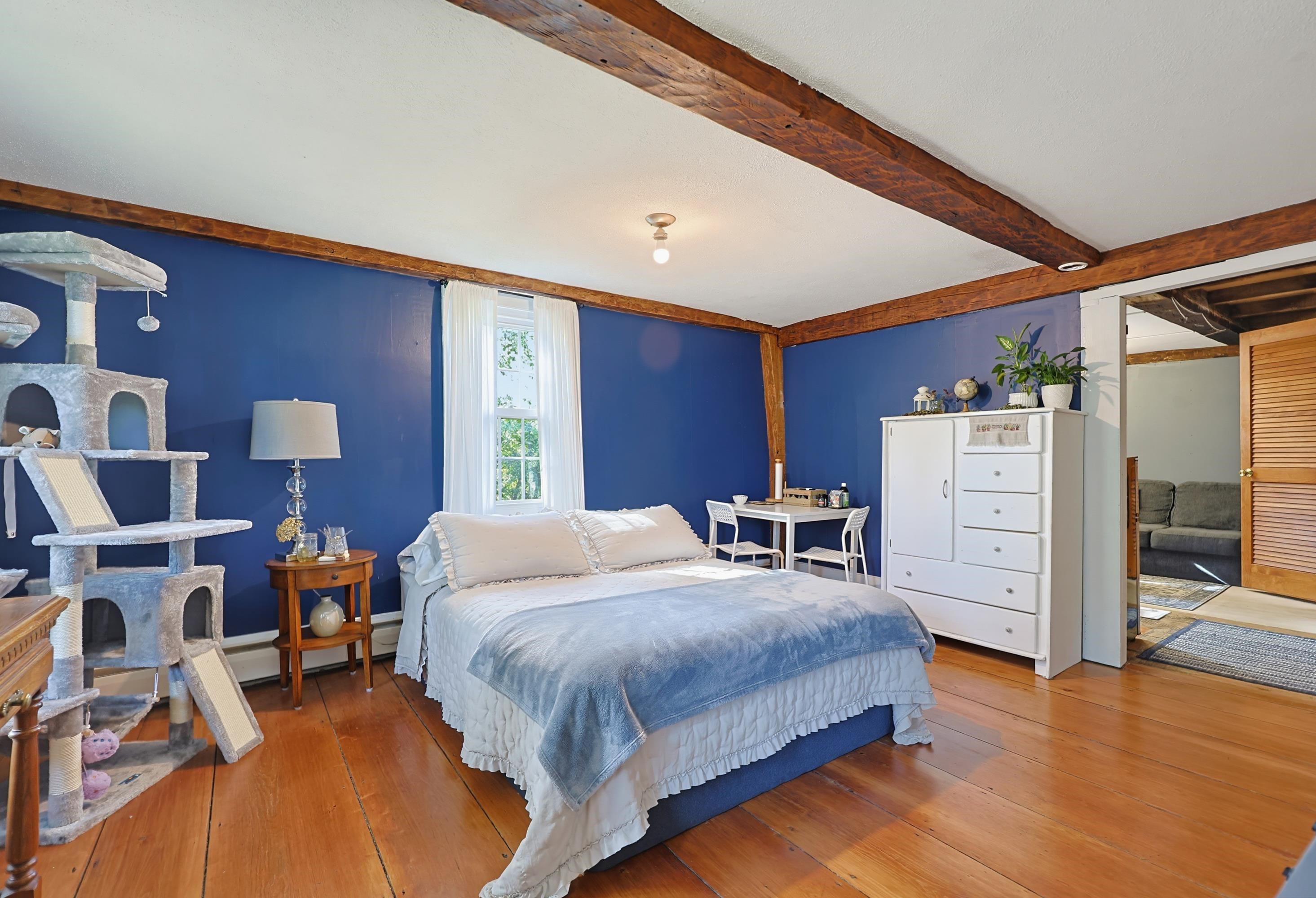 Primary suite