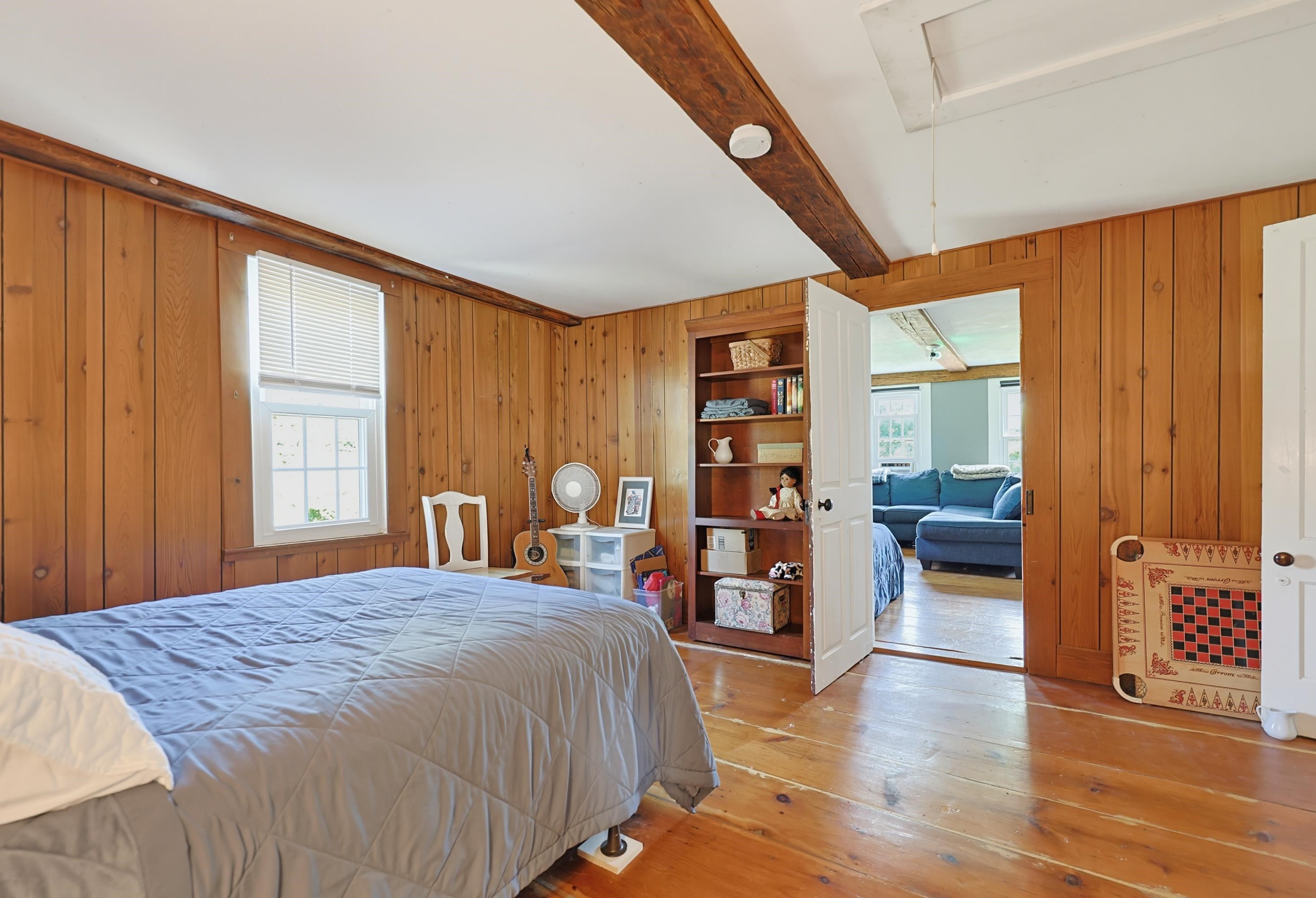 Flex space- used as a bedroom