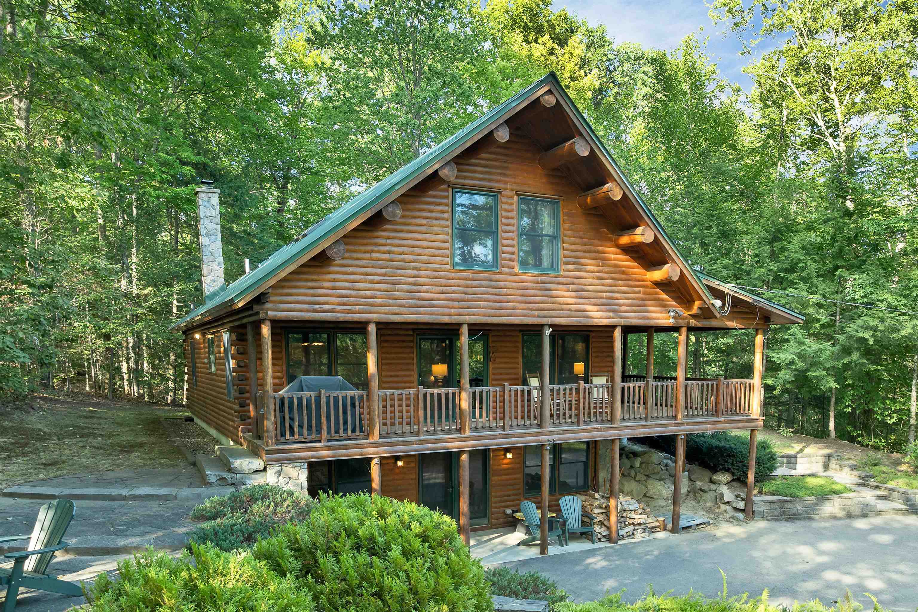 40 Lindsley Cir, Campton, NH 03223