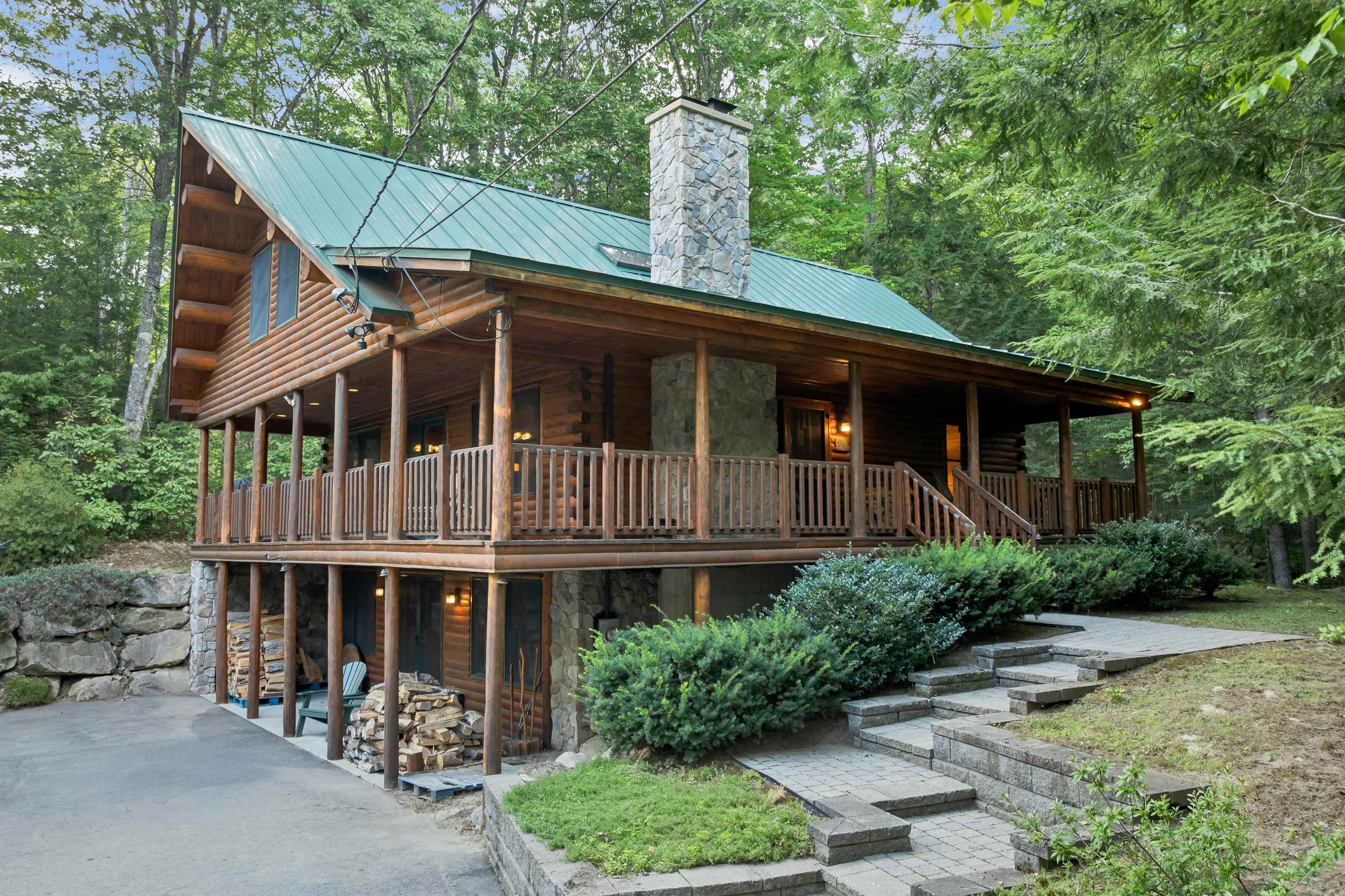 40 Lindsley Cir, Campton, NH 03223