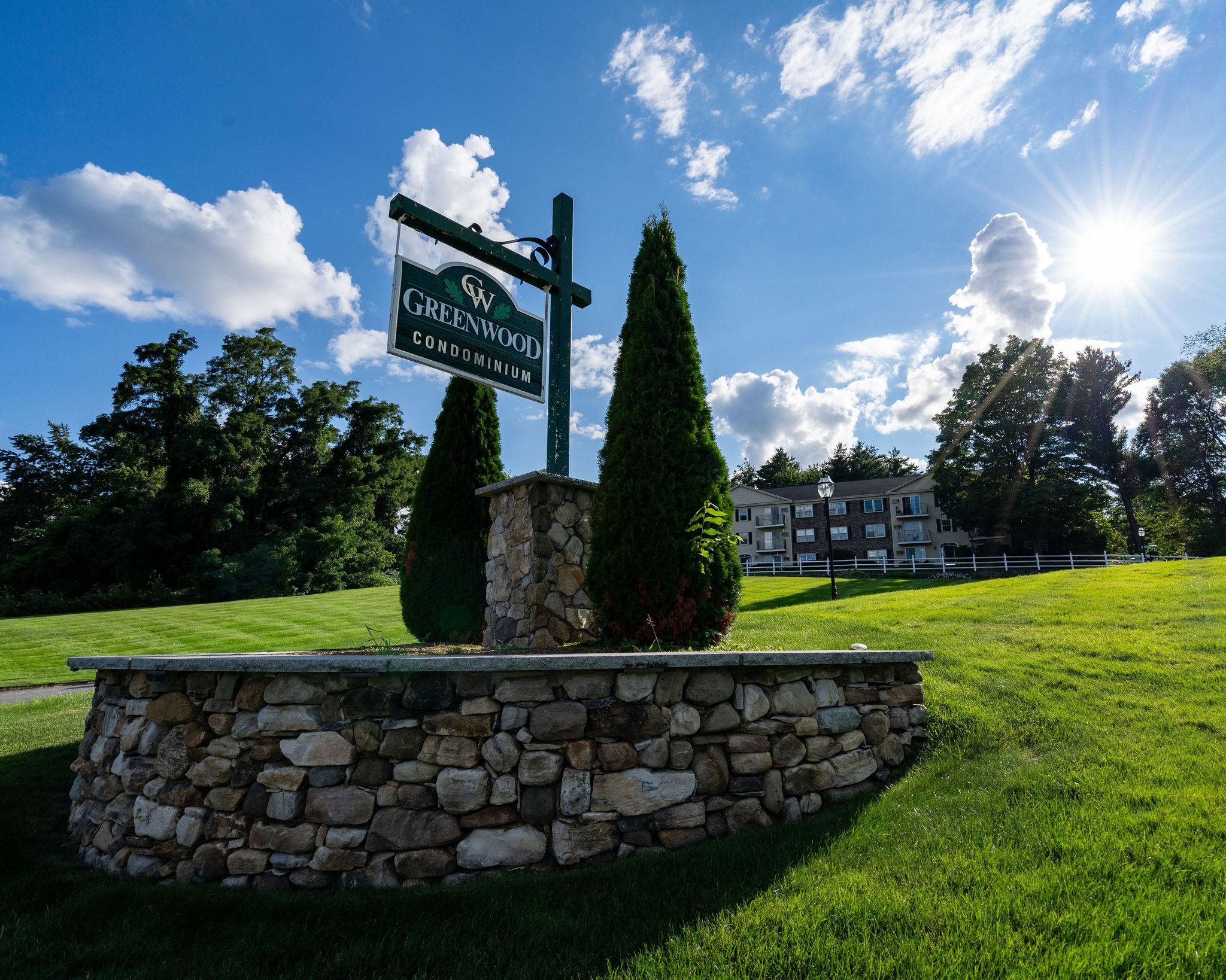 6 Autumn Leaf Dr #18, Nashua, NH 03060