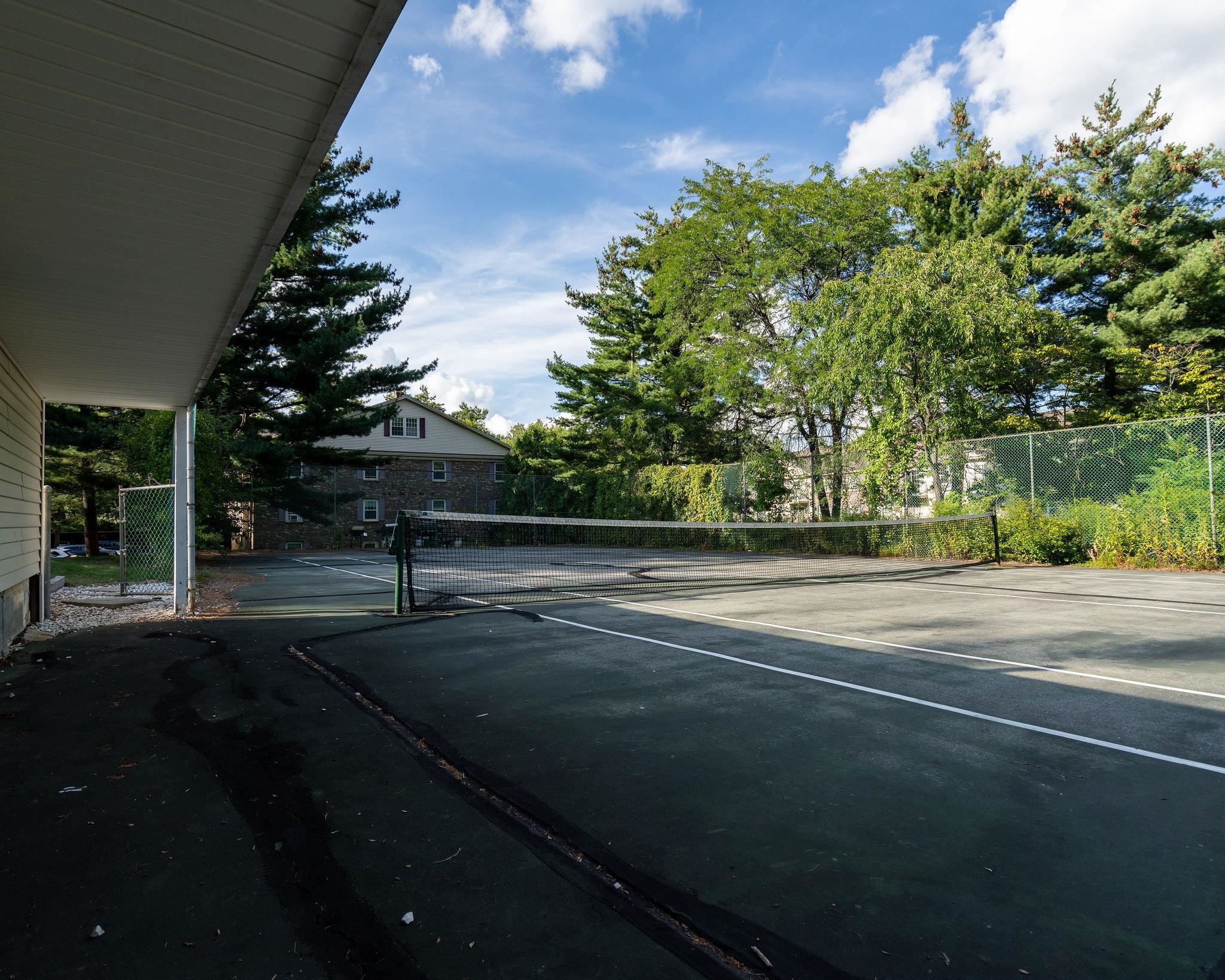 6 Autumn Leaf Dr #18, Nashua, NH 03060