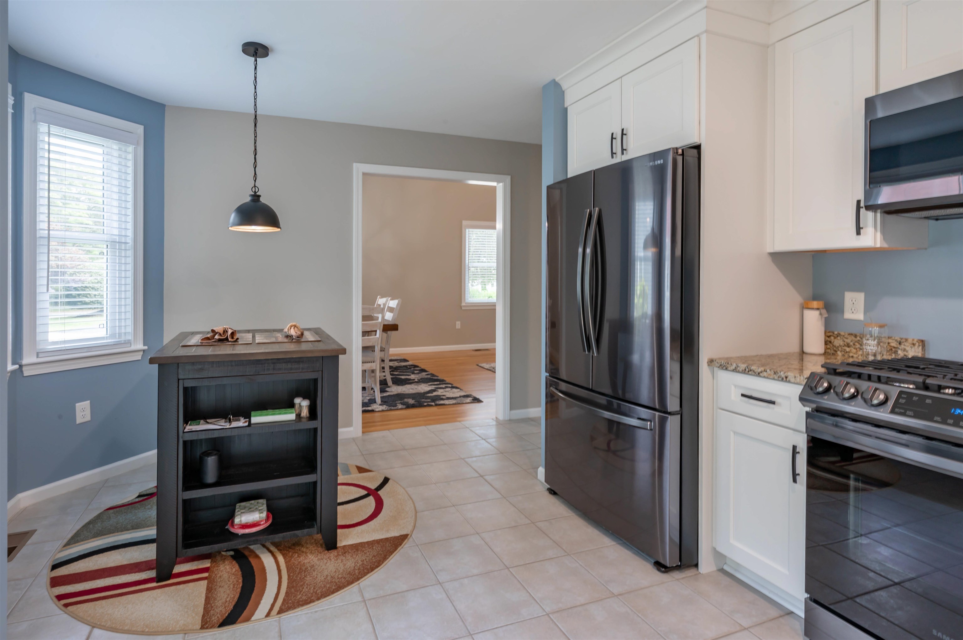 Eat in KItchen