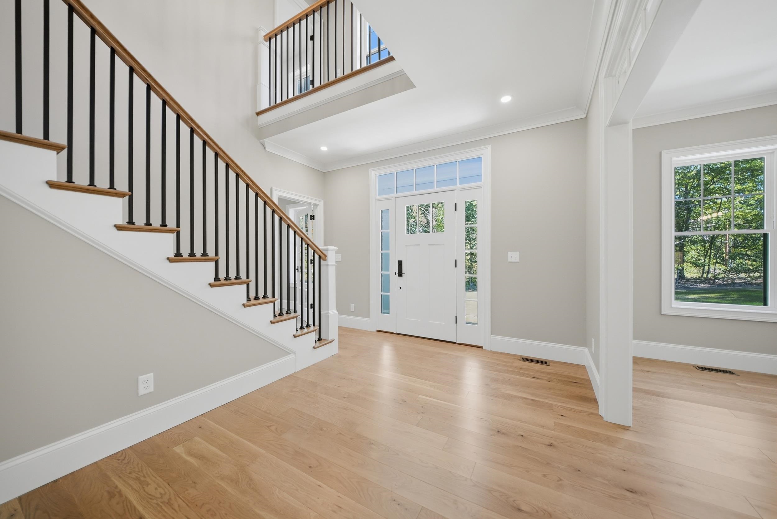109 Crowley Rd, Chester, NH 03036