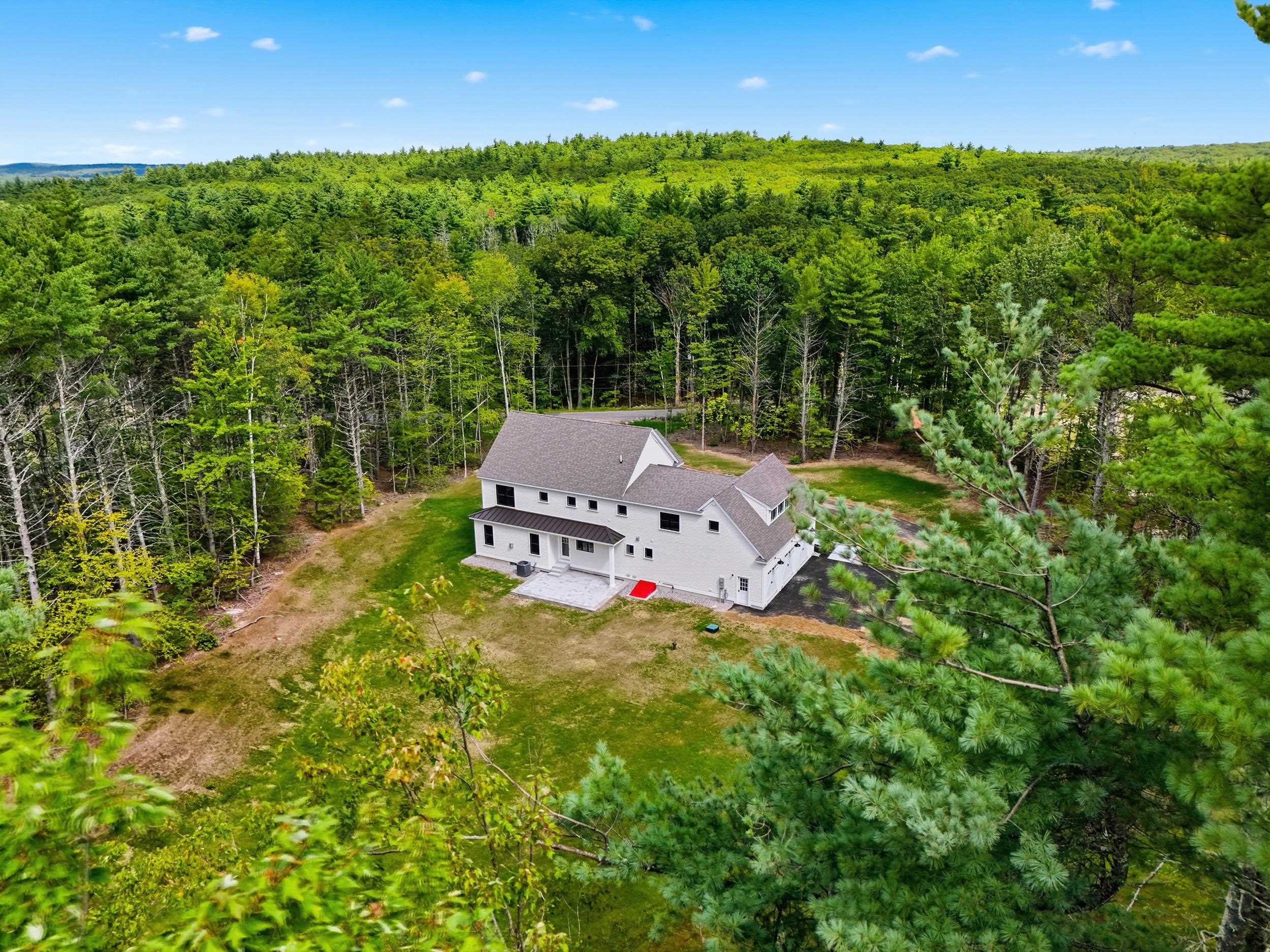 109 Crowley Rd, Chester, NH 03036