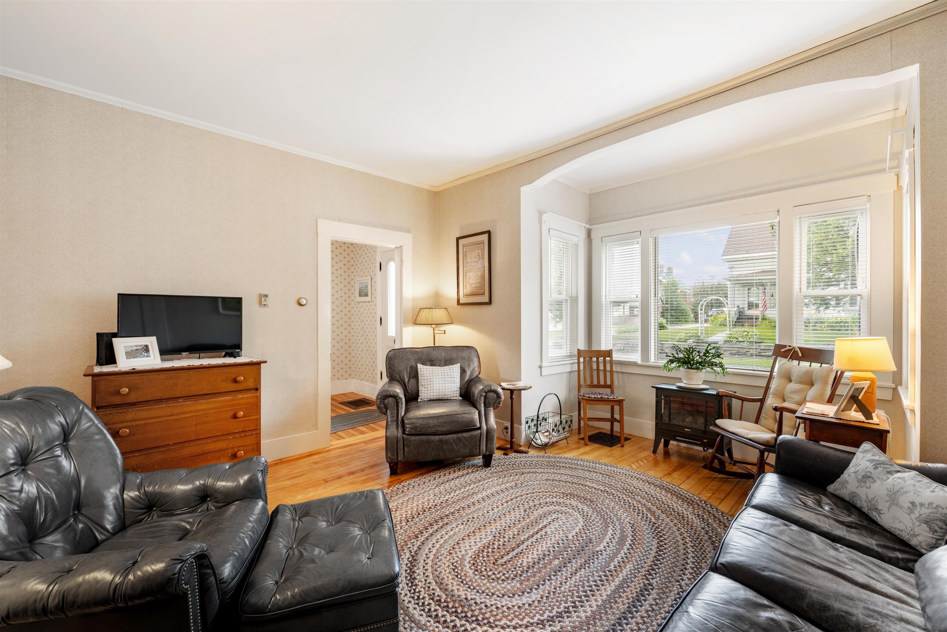 47 Middle St, Lancaster, NH 03584