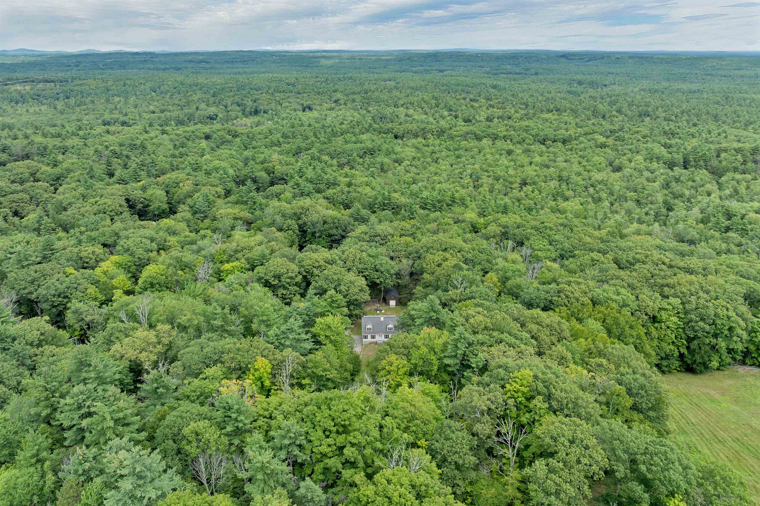 73 Stevens Hill Rd, Nottingham, NH 03290