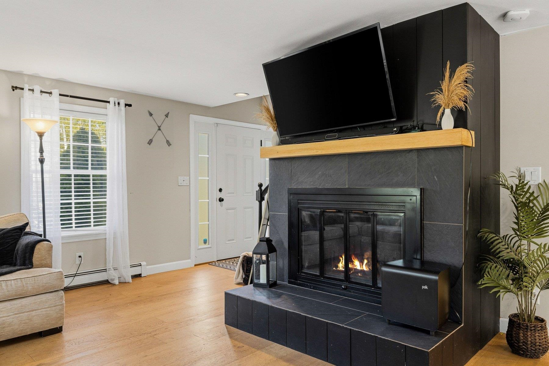 24 Sanderson Rd, Greenland, NH 03840