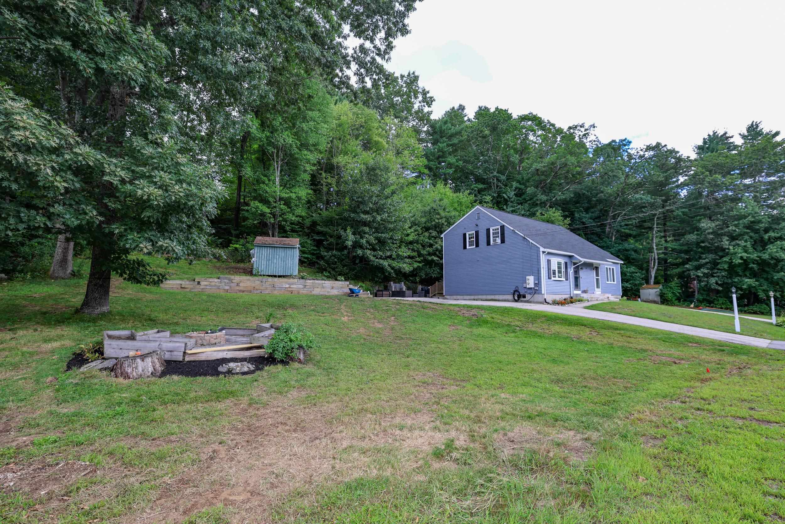 49A Dale Rd, Hooksett, NH 03106