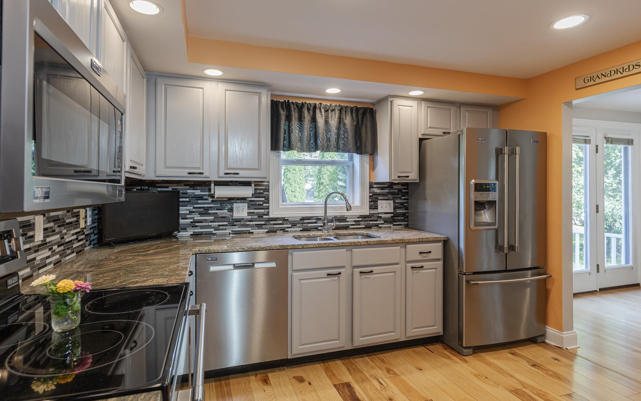 32 Matthews Rd, Keene, NH 03431
