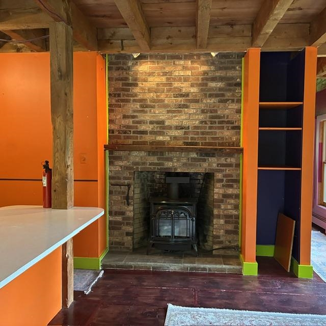 Gas fireplace in dining area