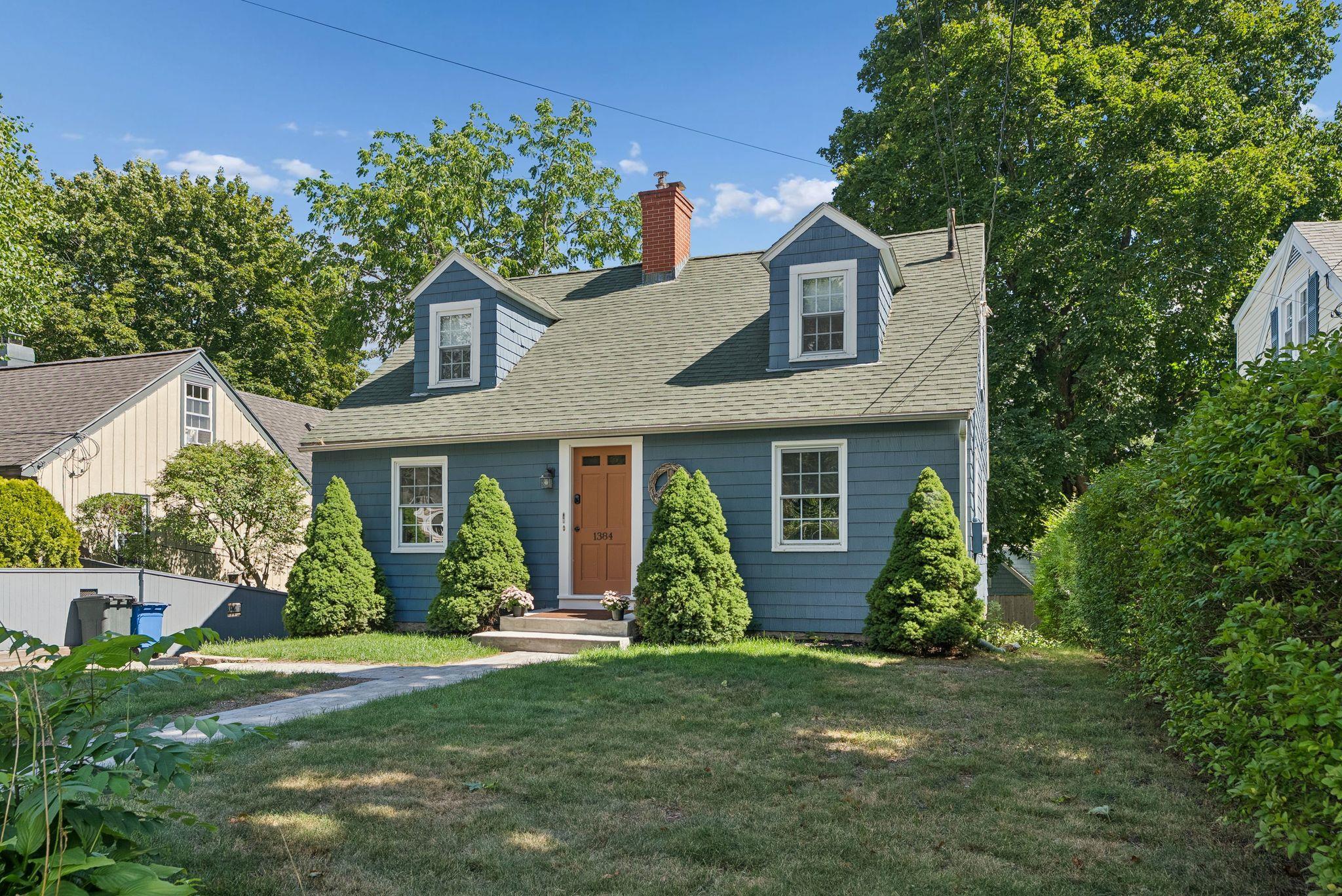 1384 Islington St, Portsmouth, NH 03801