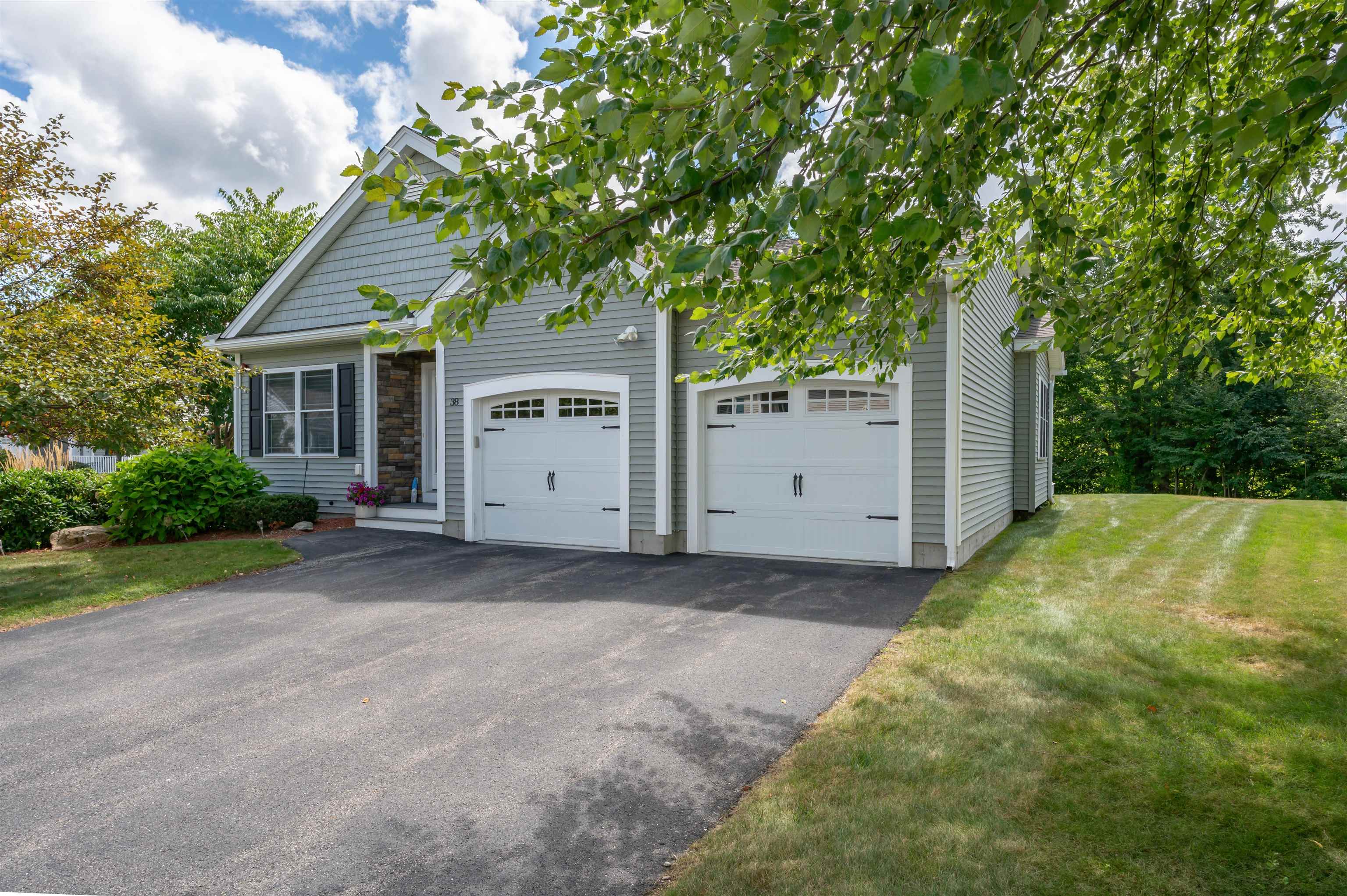 38 Sagewood Dr, Pelham, NH 03076