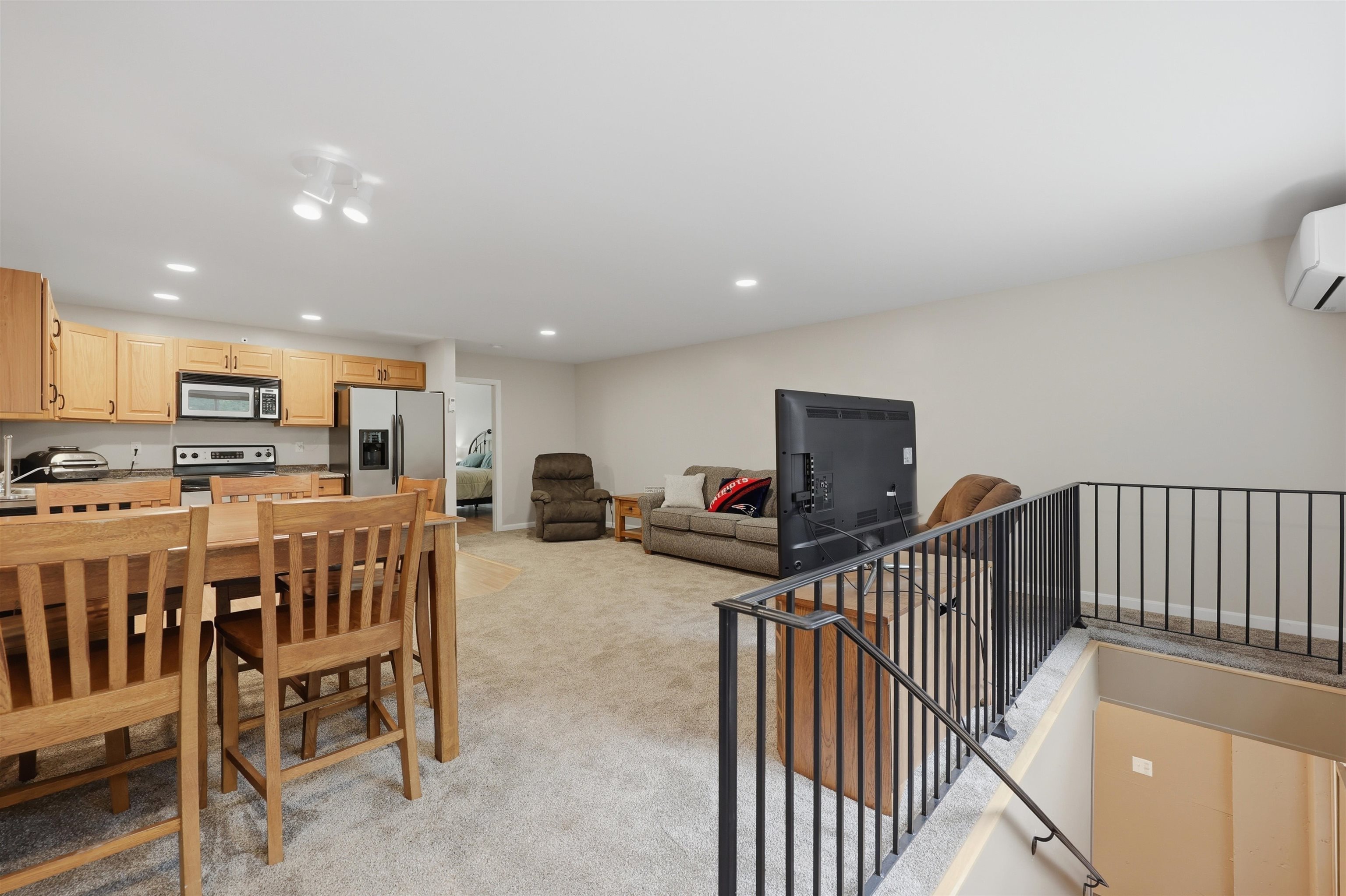 149 Sleepy Hollow Rd, Wakefield, NH 03830