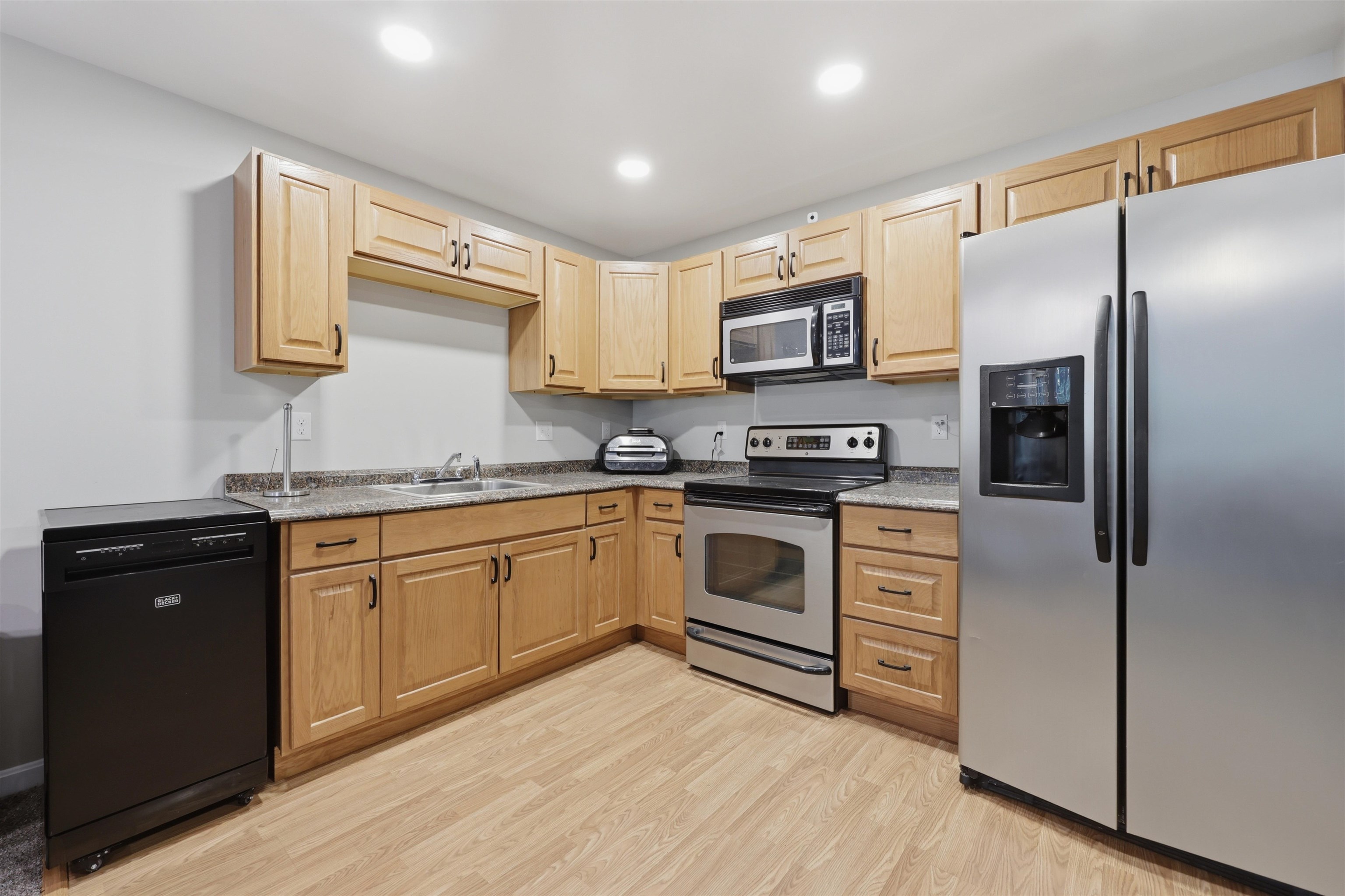 149 Sleepy Hollow Rd, Wakefield, NH 03830