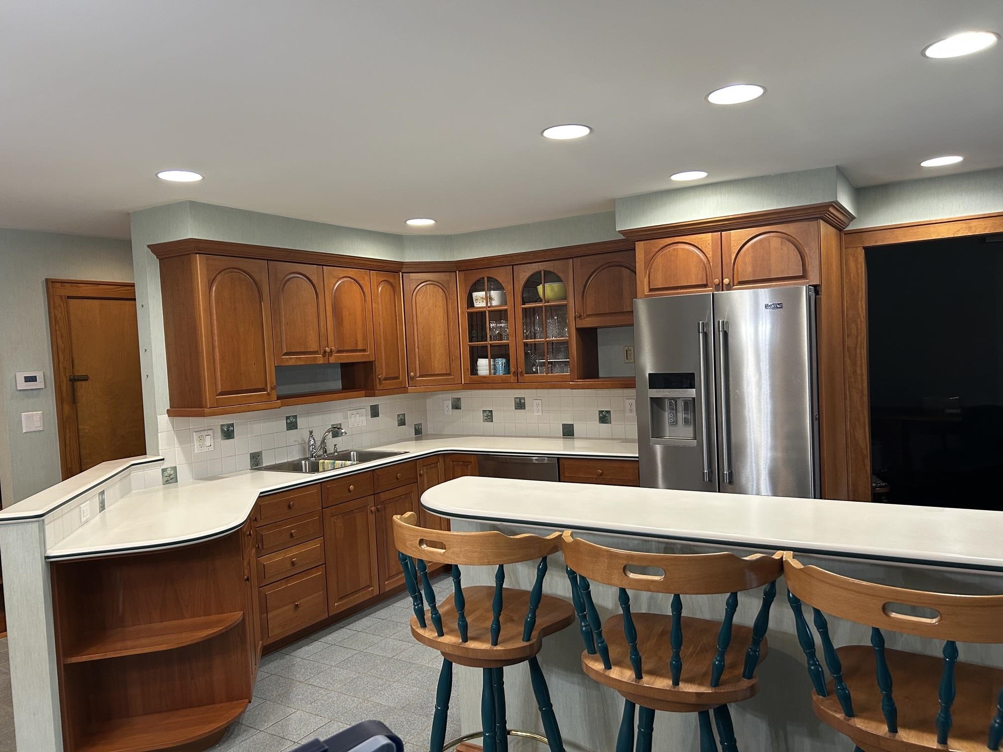284 Hawthorne St, Manchester, NH 03104