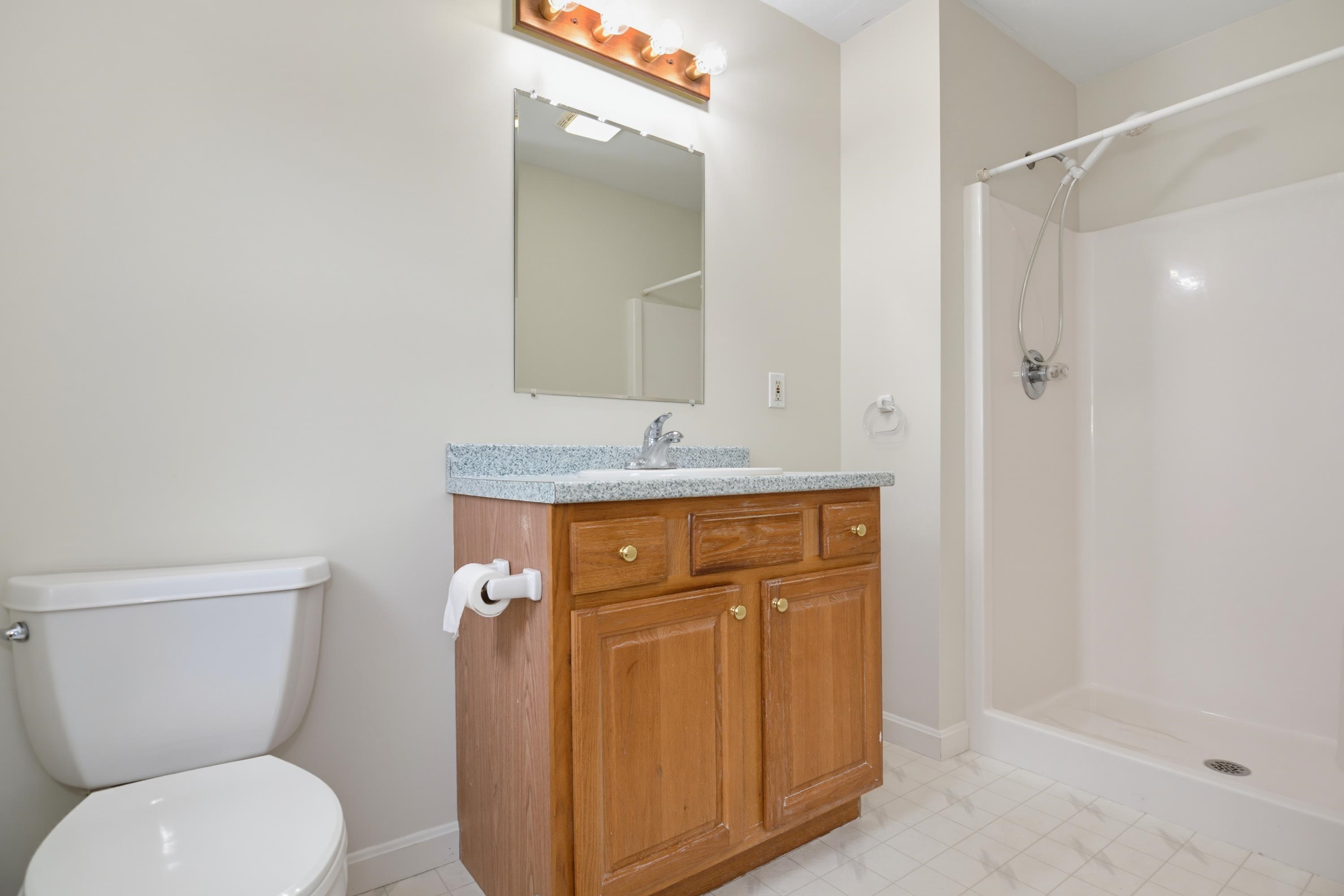 10 Terry Dr, Loudon, NH 03307