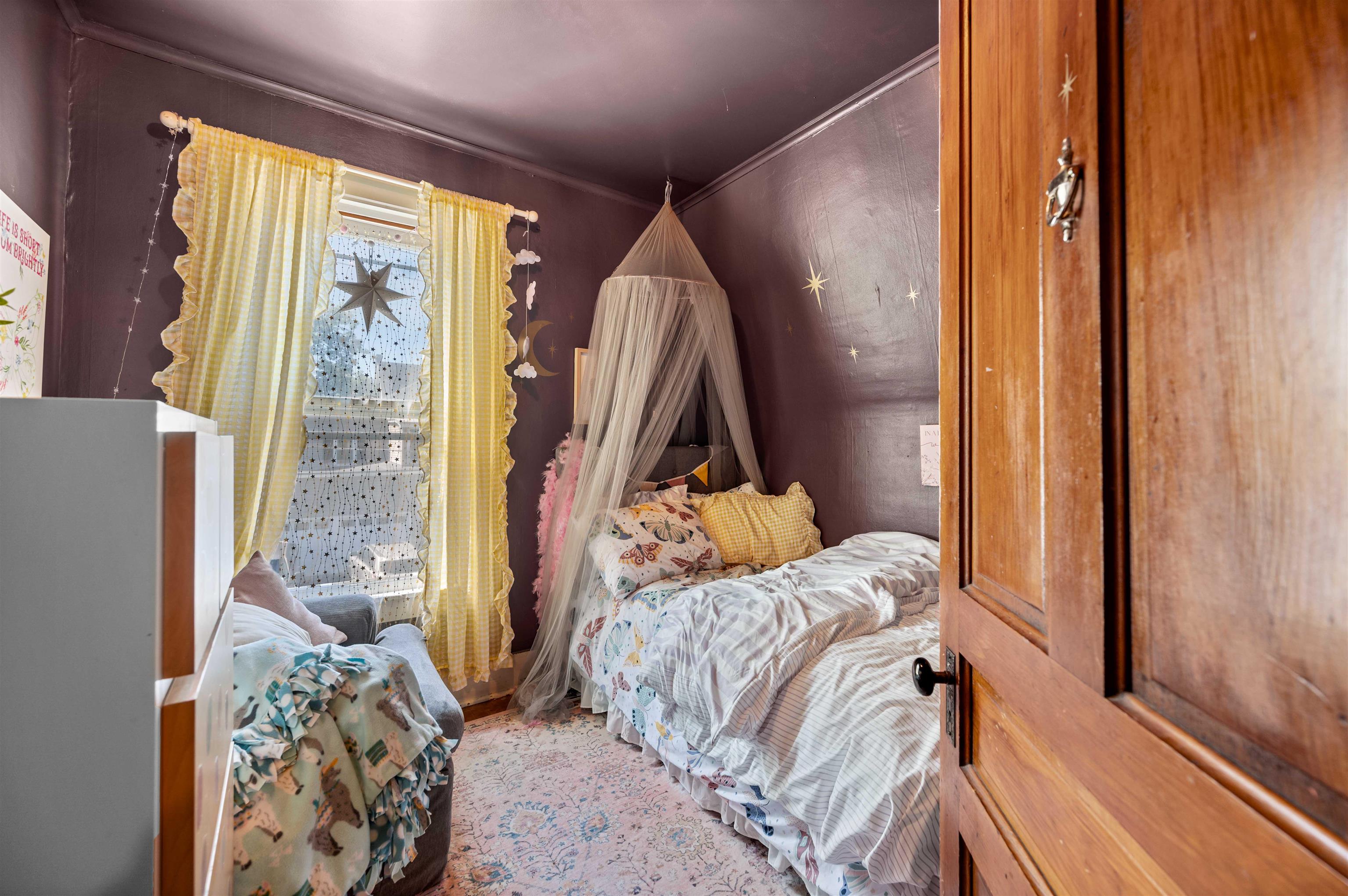 Bedroom #1
