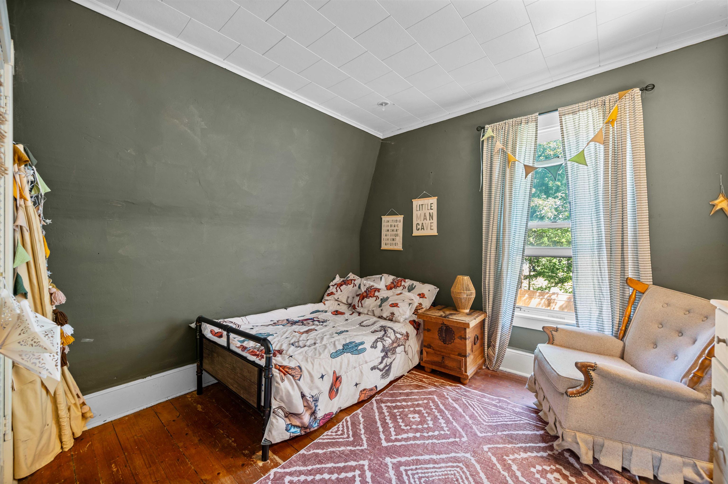 Bedroom #2