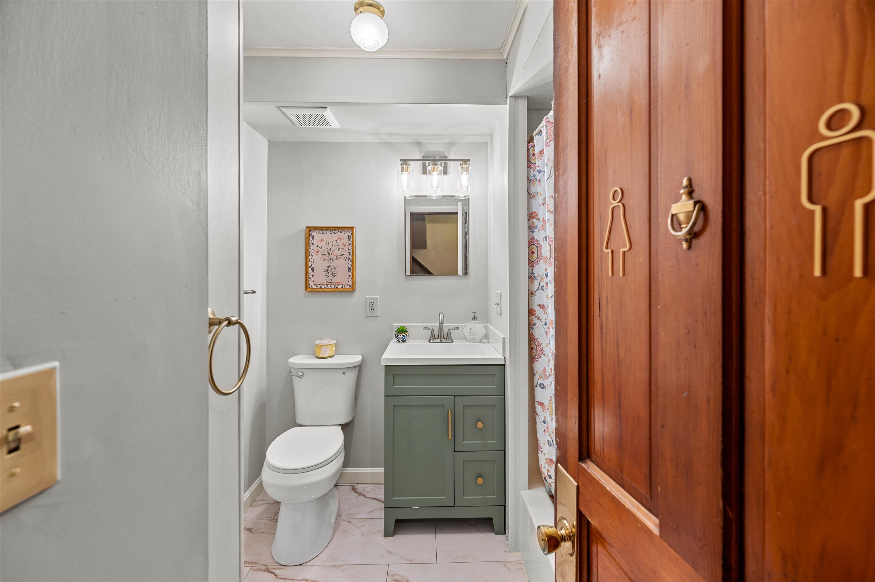 3/4 bath, newly renovated