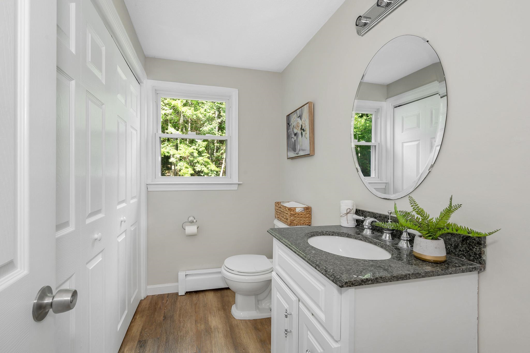 172 Warner Hill Rd, Derry, NH 03038