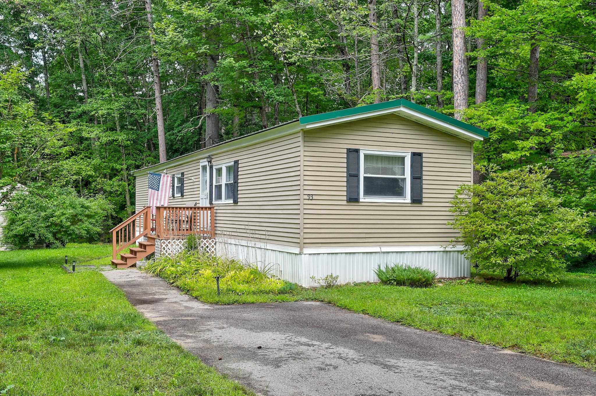 93 Eagle Ledge Loop, Conway, NH 03813
