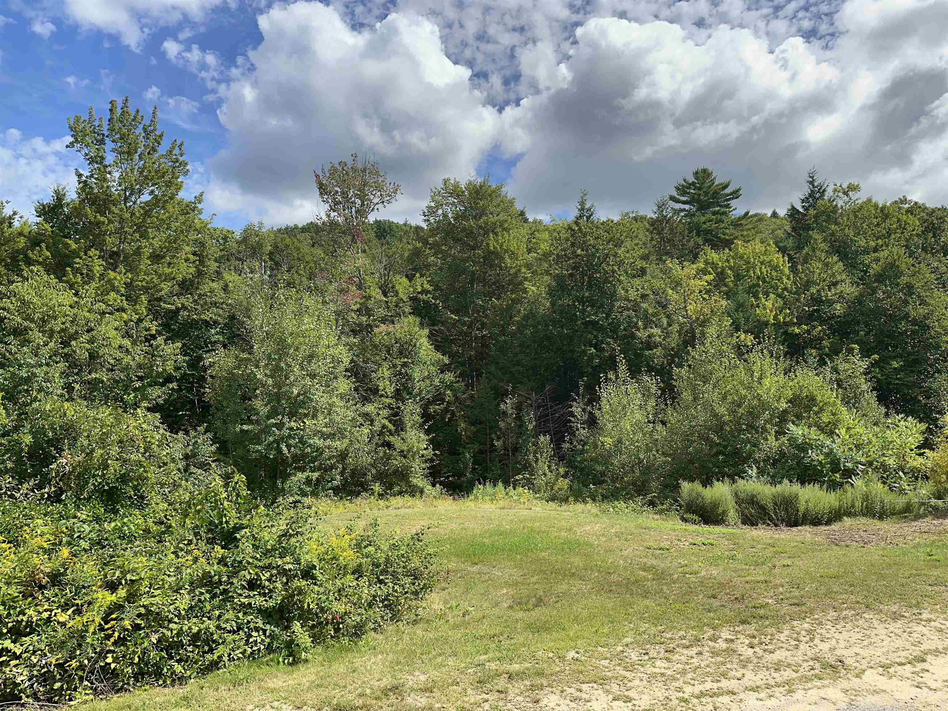 318 Clinton Rd, Antrim, NH 03440
