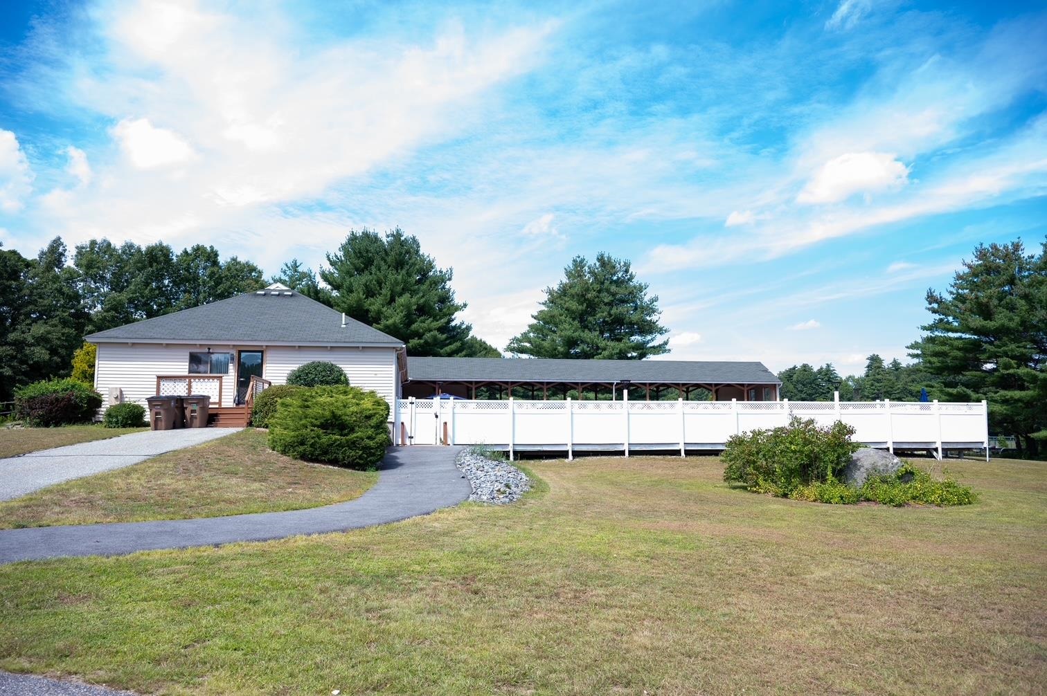 13 Bayberry Dr, Atkinson, NH 03811