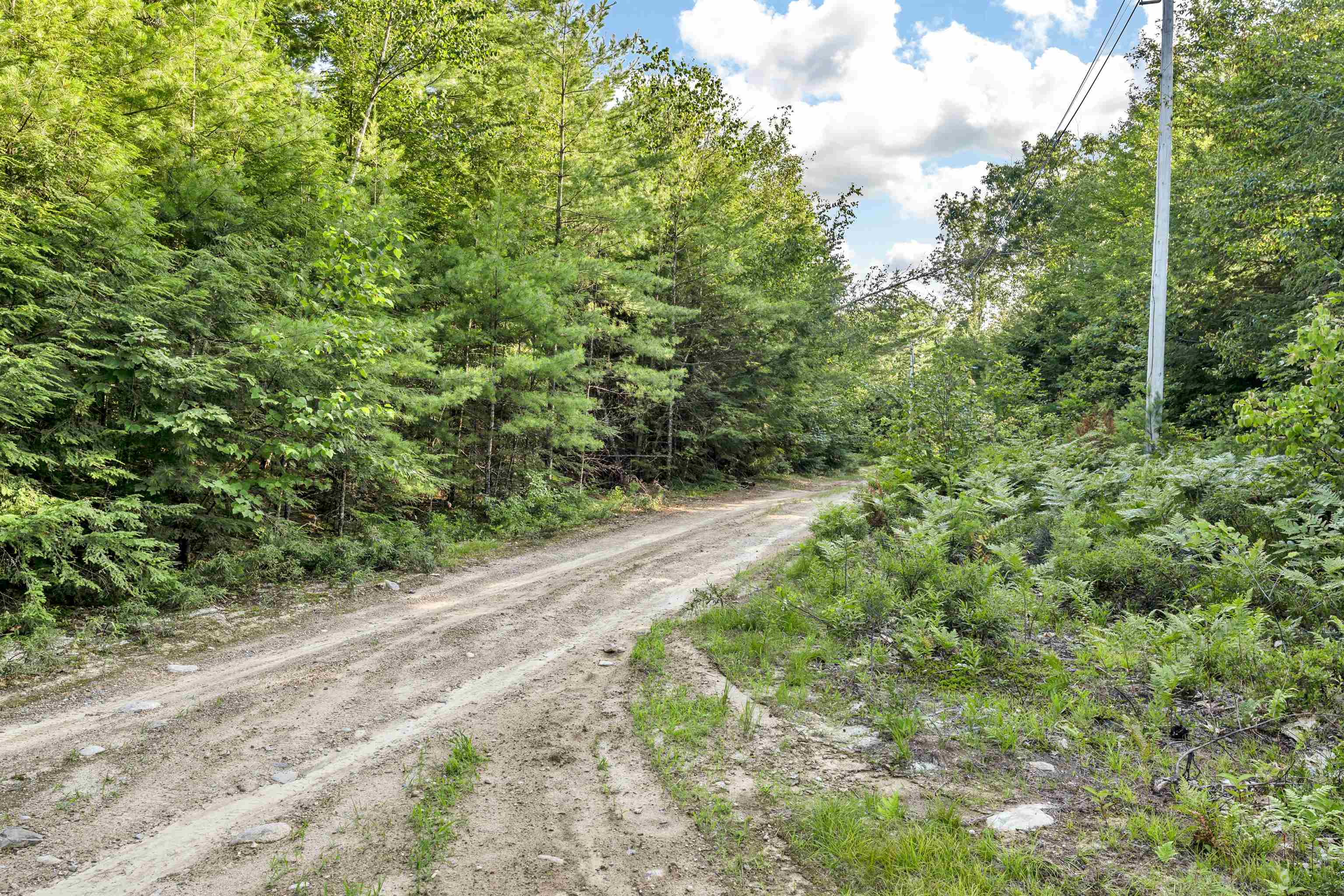 290 Pine Hill Rd, Wolfeboro, NH 03894