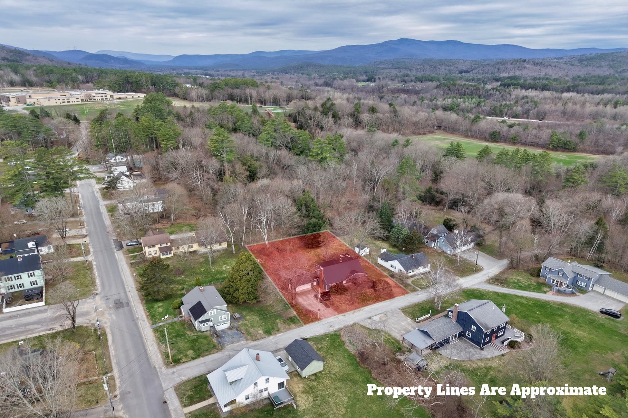 Amazing location walkable to downtown but you abut the woods!