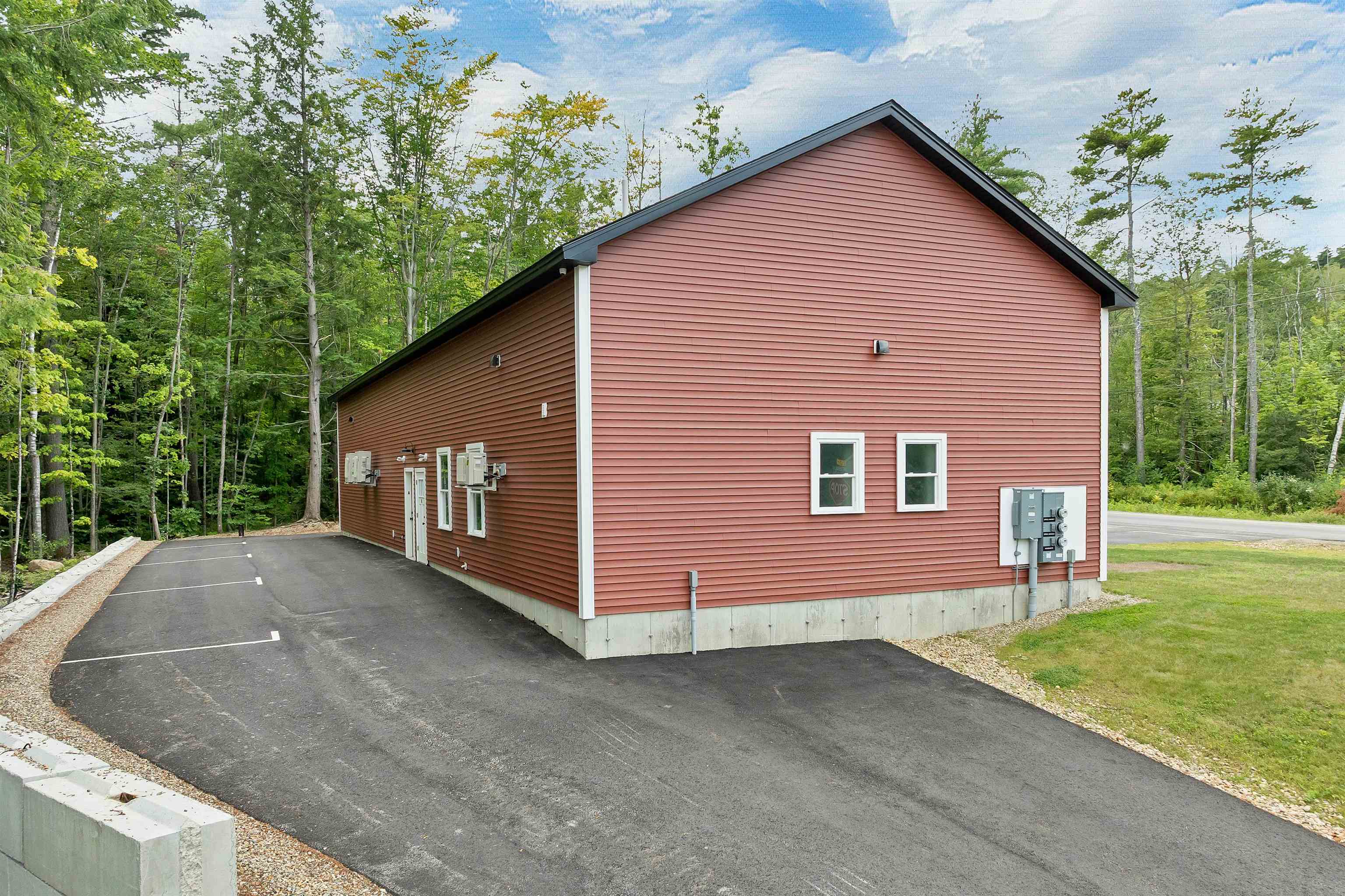 3 Enterprise Ct, Meredith, NH 03253