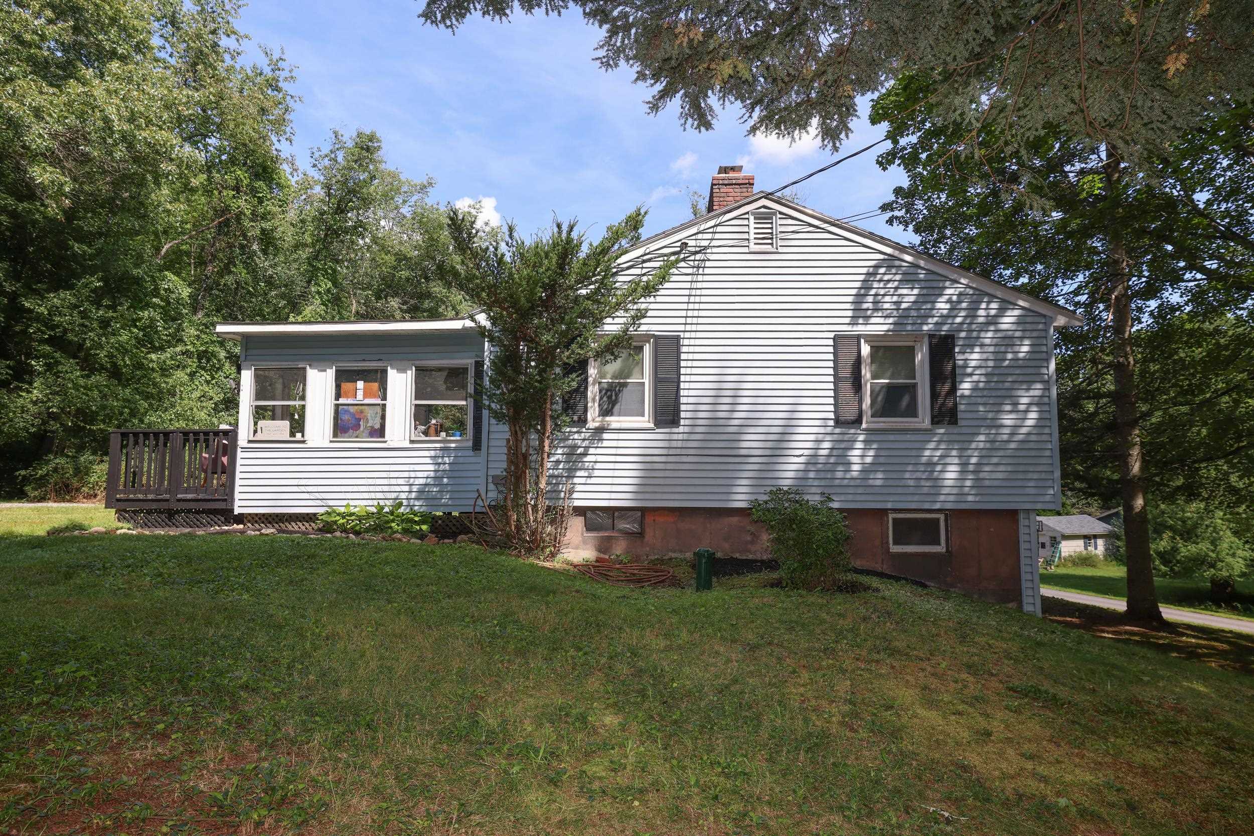 169 Bow Bog Rd, Bow, NH 03304