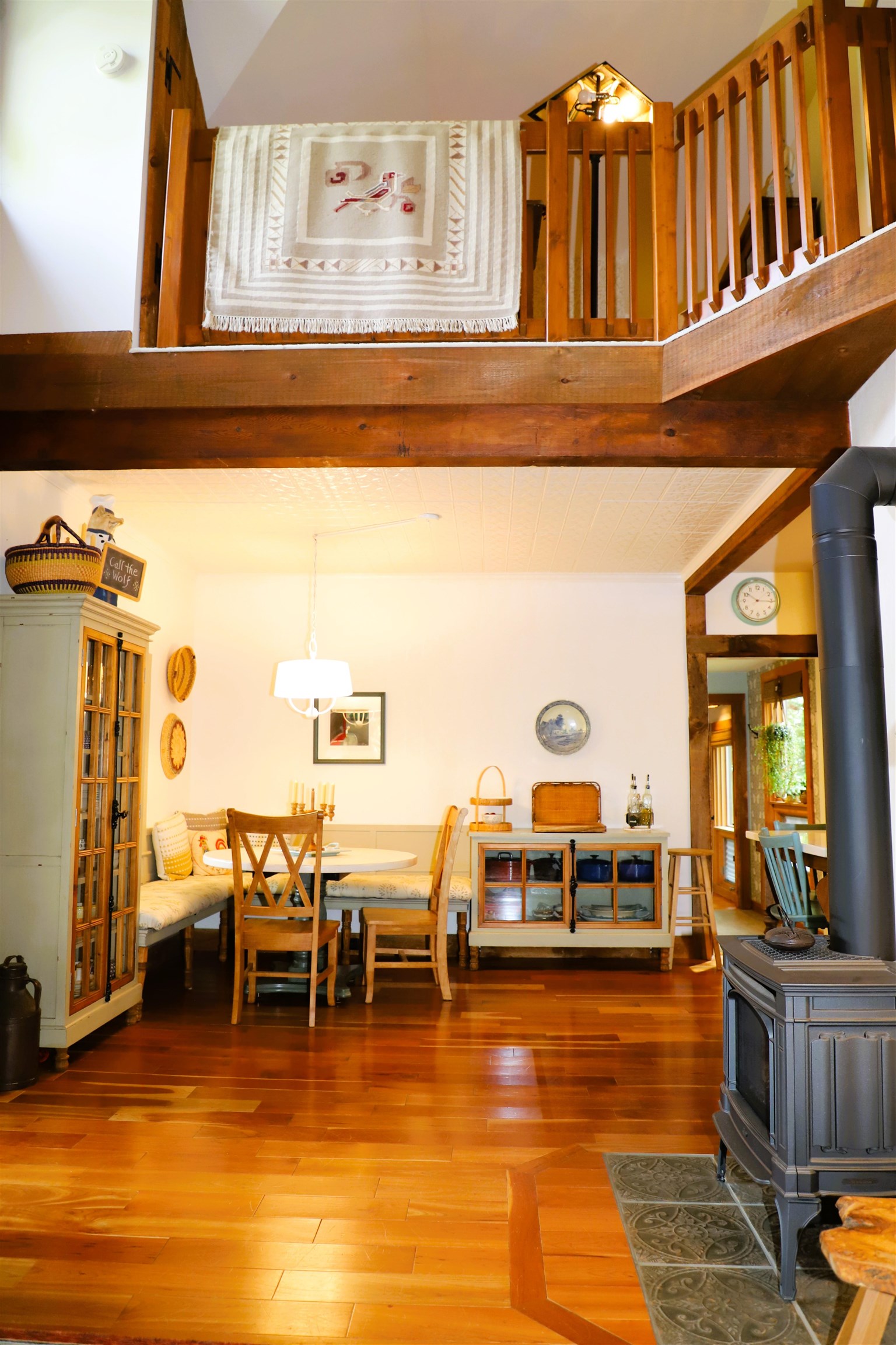 Living room cathedral ceiling opens to Kramer sitting room