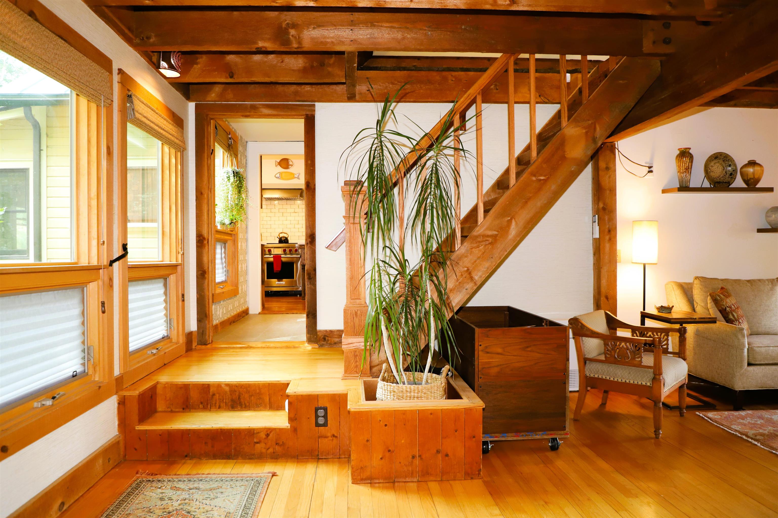 stairs to 2nd floor and George sitting room