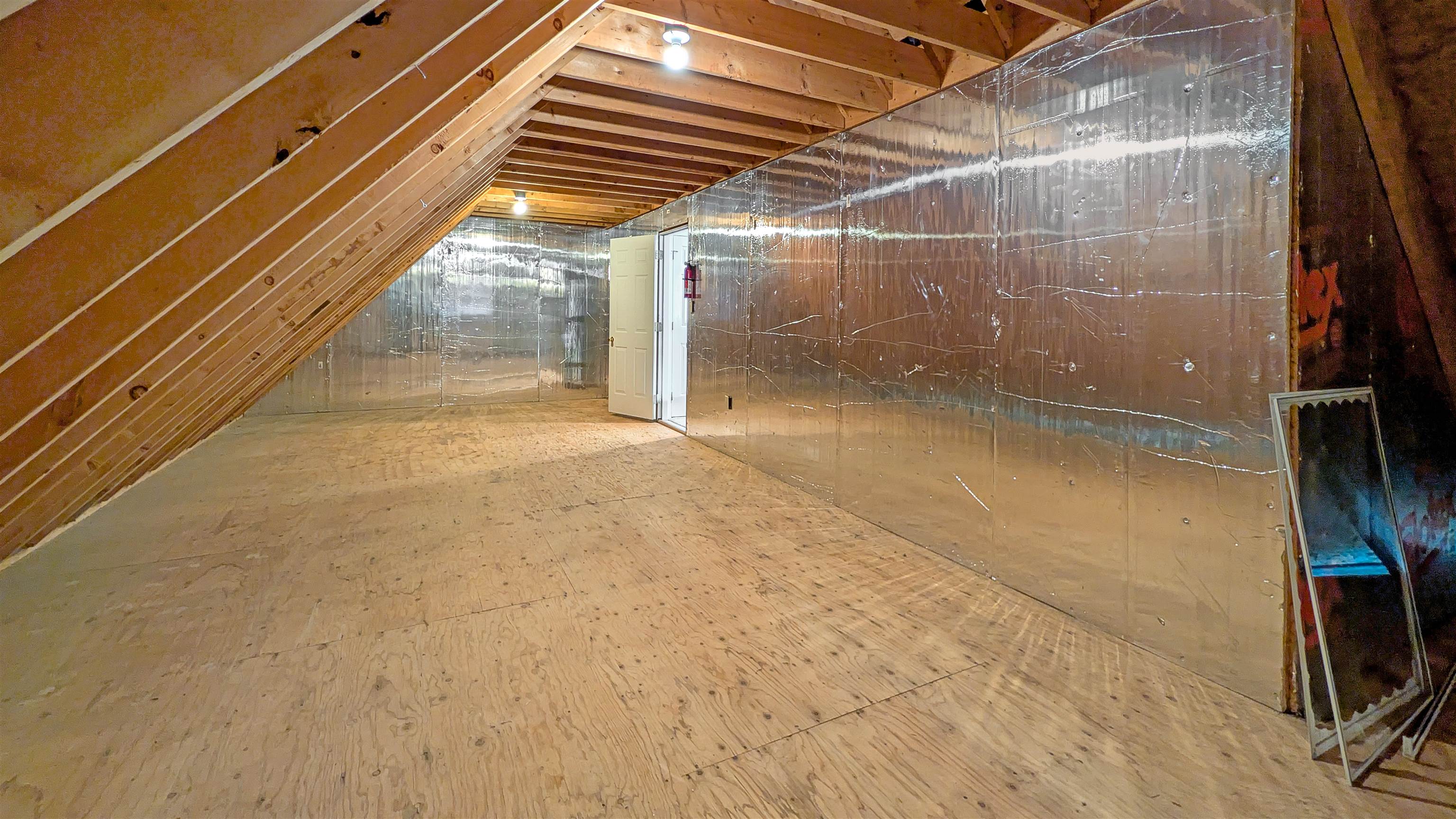 Upstairs Bonus Space - Finish for more living space!