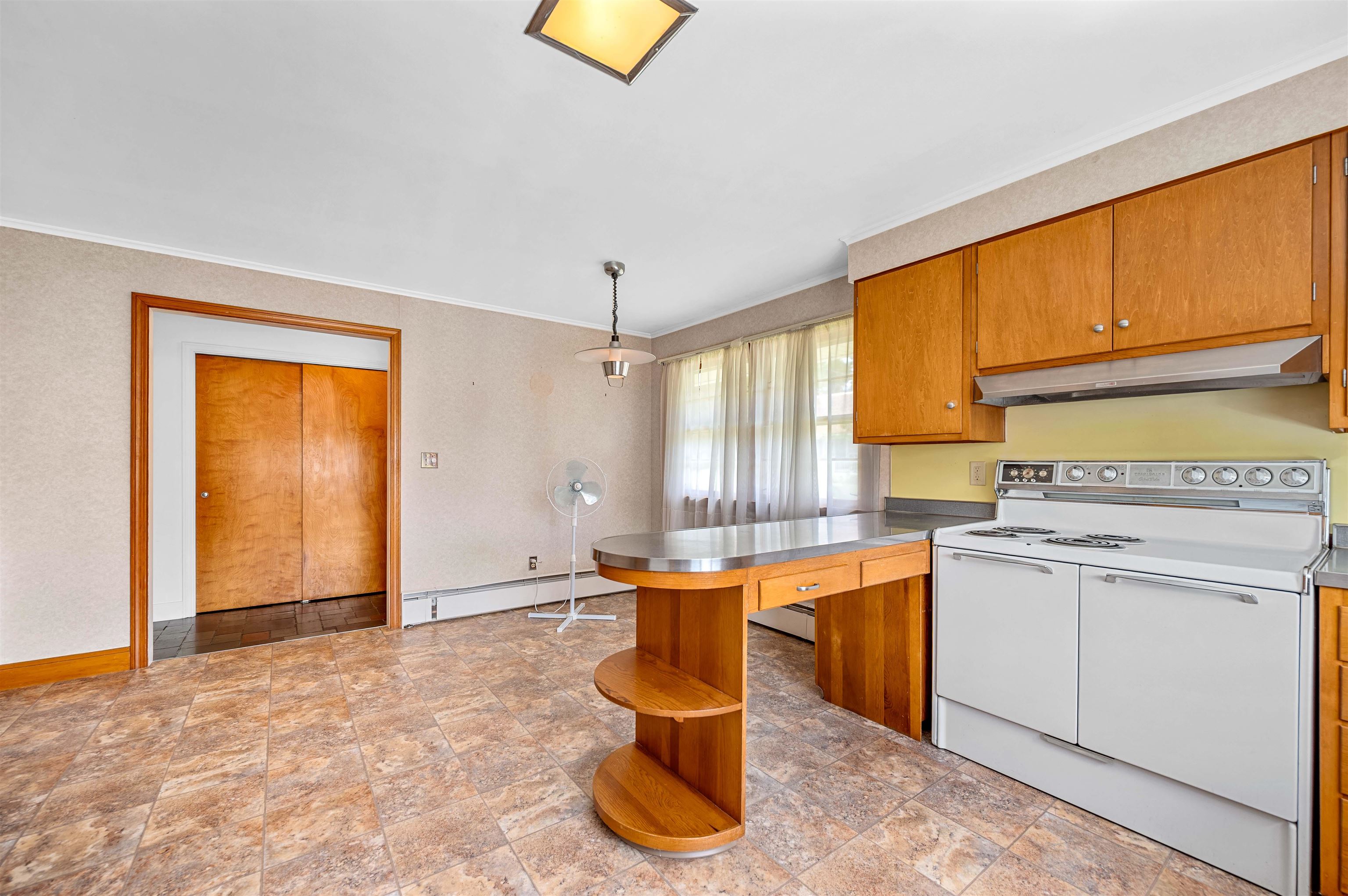 Kitchen/dining