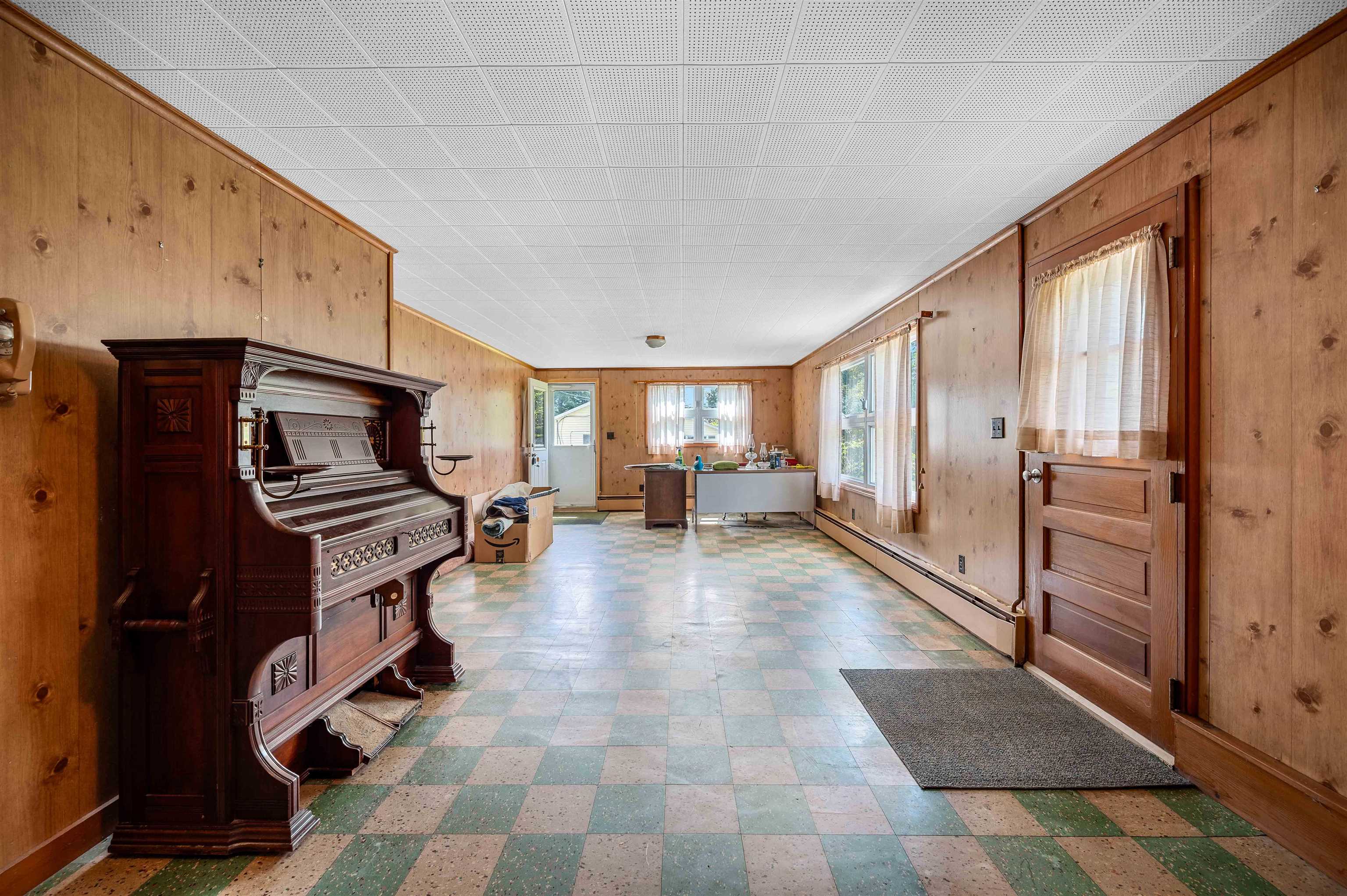 Family room with walk out