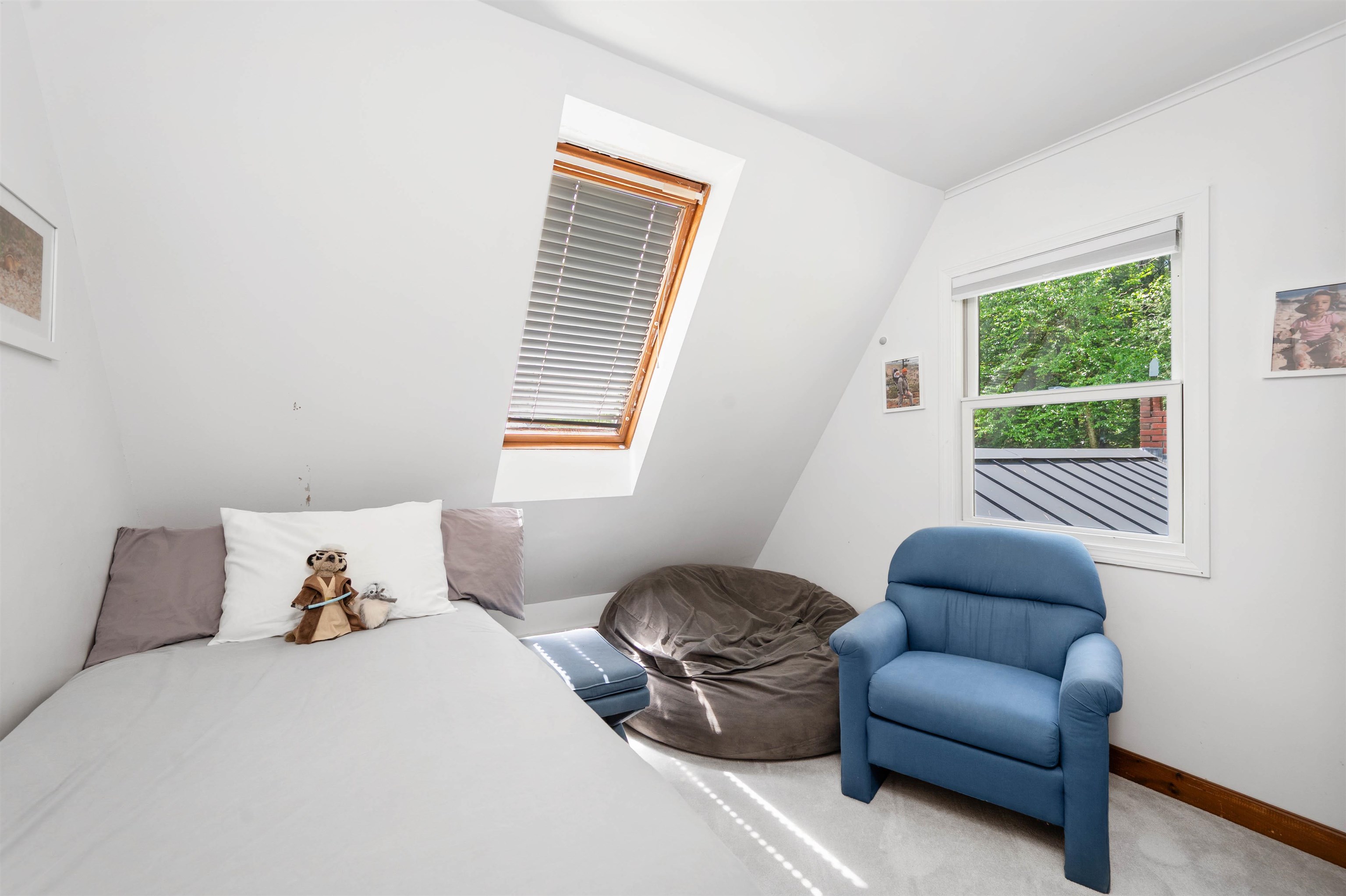 2nd level bedroom