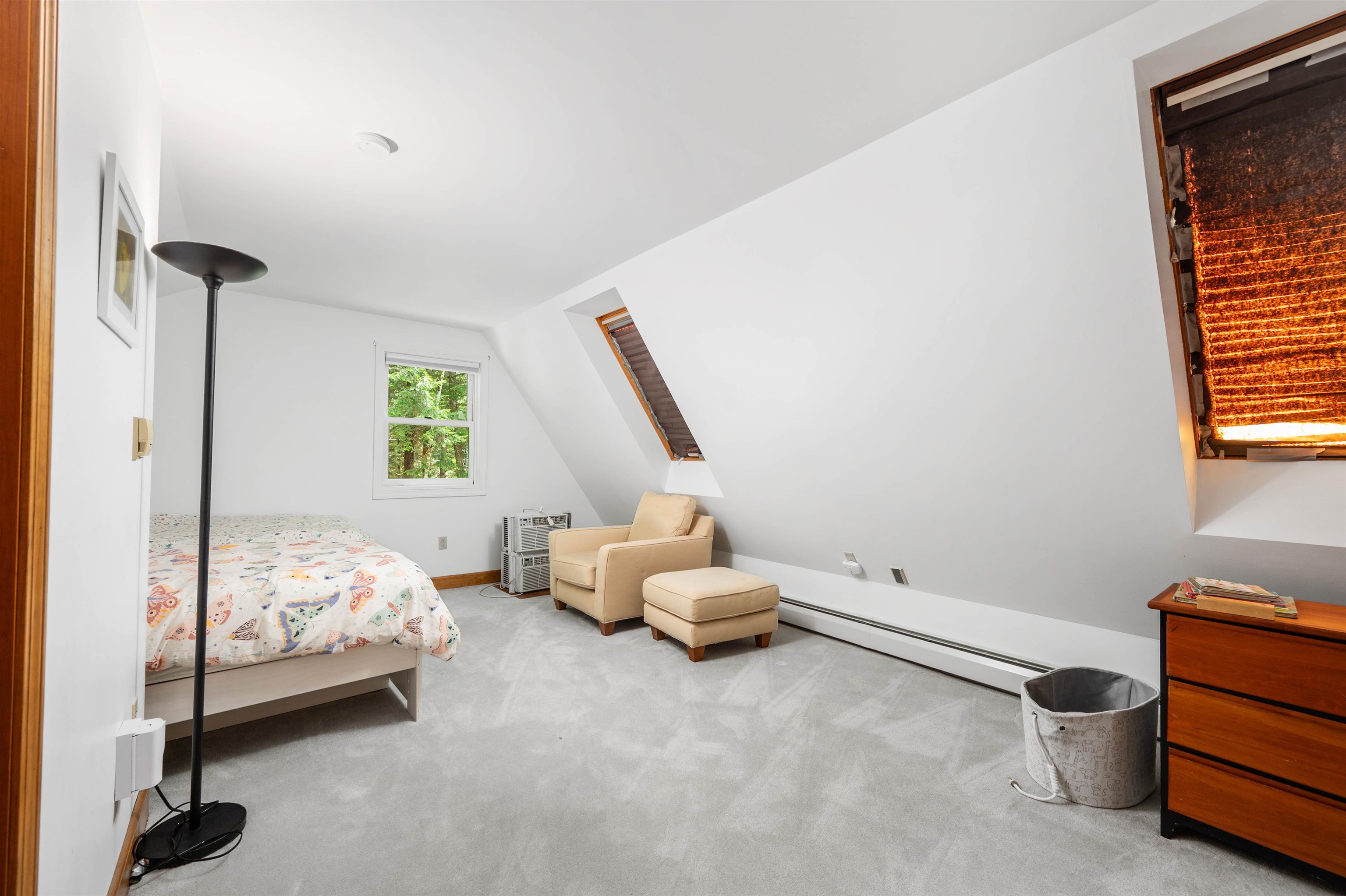 2nd level bedroom