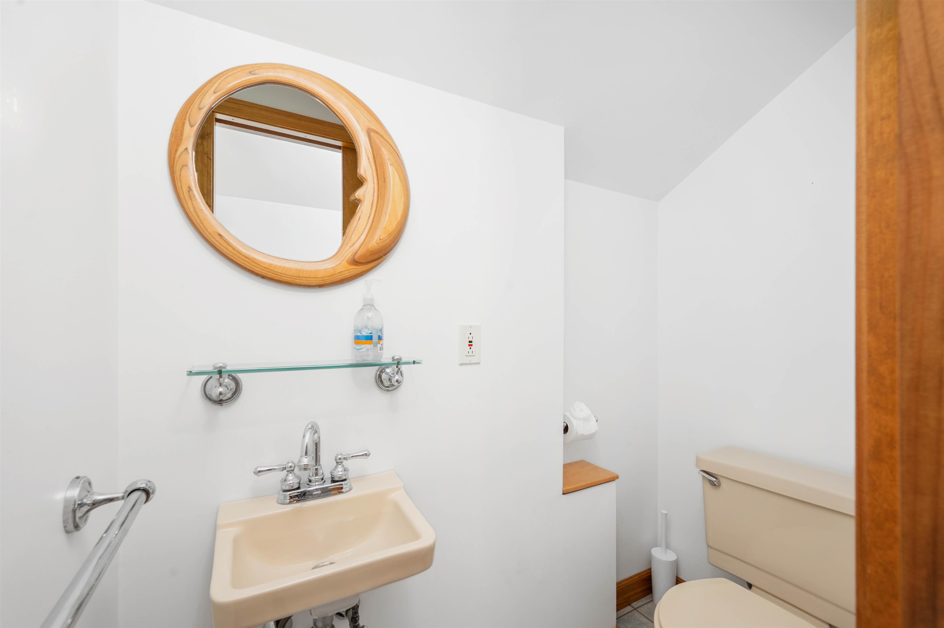 1/2 baath 2nd level